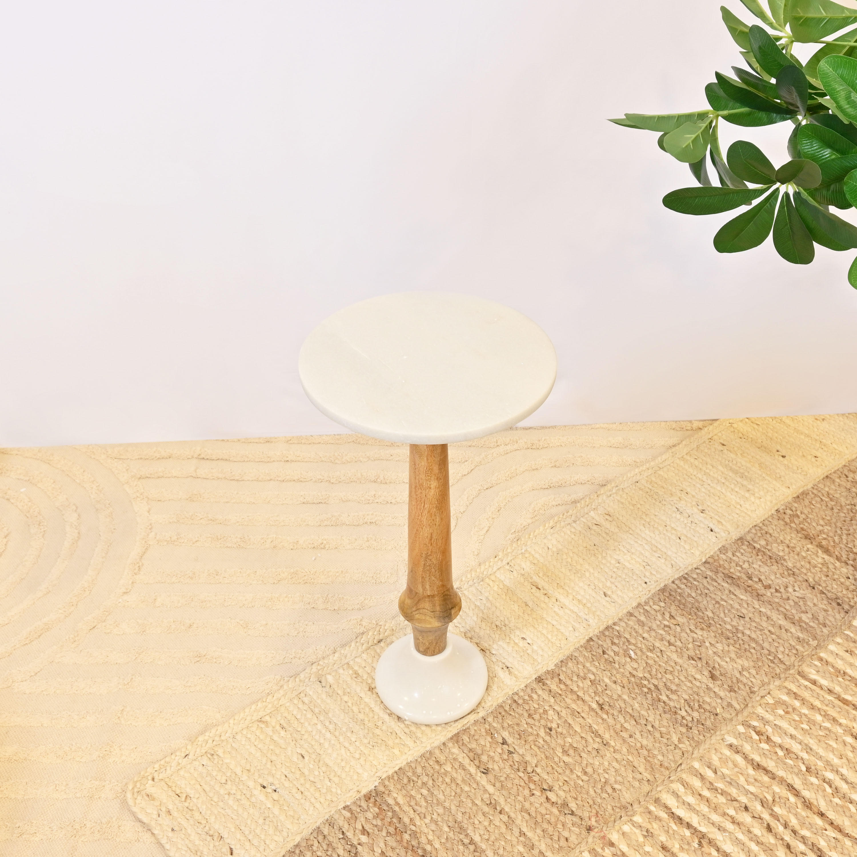 طاولة جانبية دائرية بيضاء بقاعدة خشبية-furniture-livingroom-coffeetables-image-2