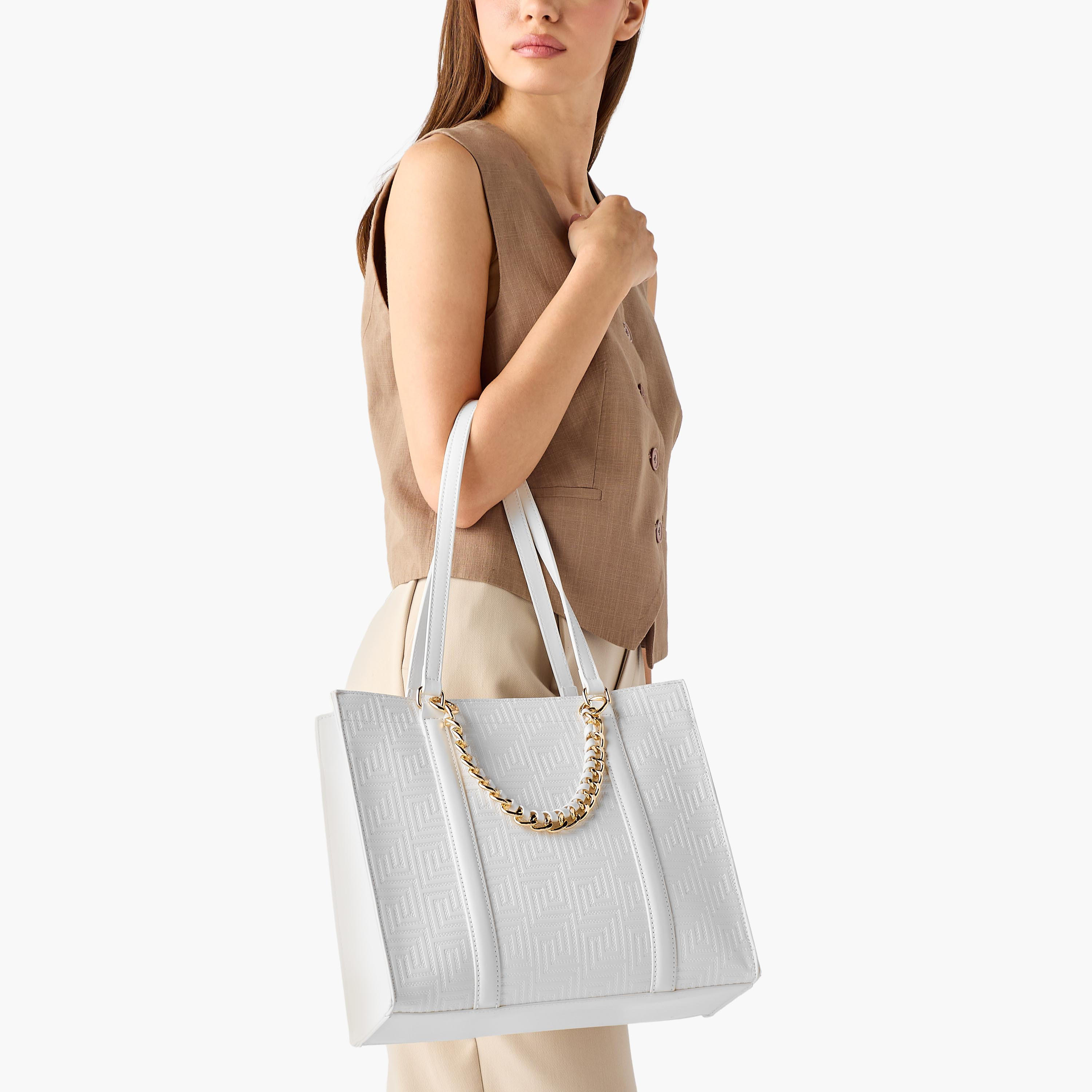 شنطة توتي بارزة الملمس بتفاصيل سلسلة شي من ساشا-women-bagsandwallets-handbags-image-8