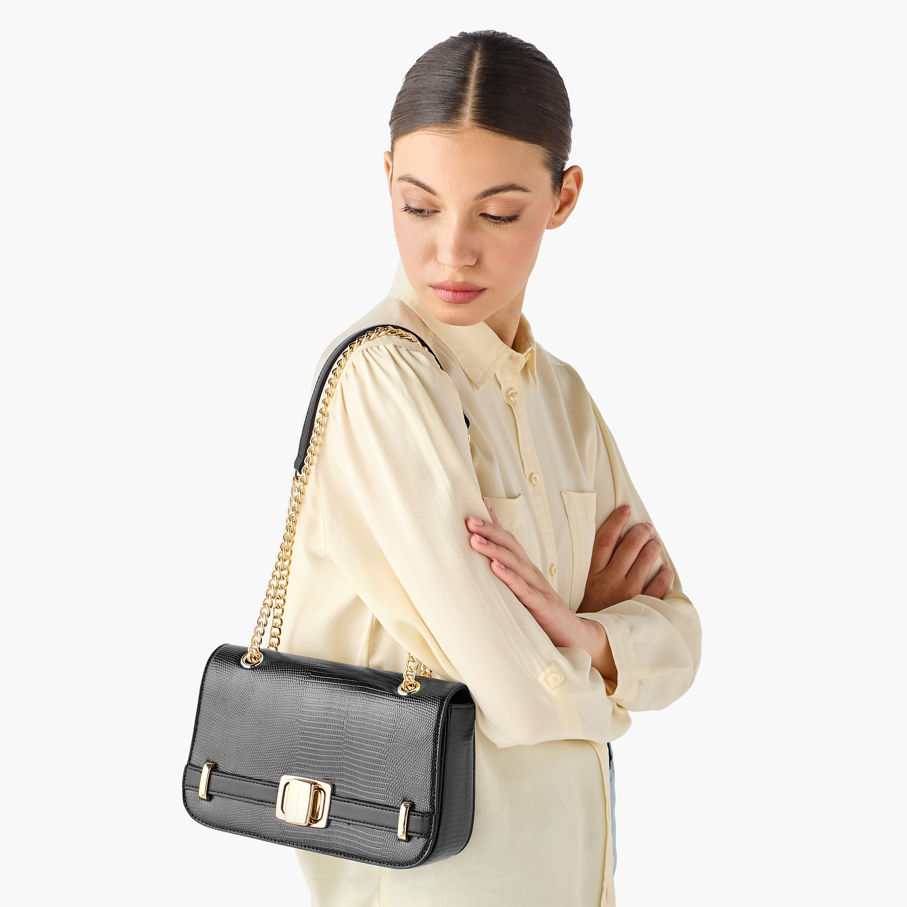 شنطة كروس بودي بارزة الملمس وحزام سلسلة للنساء من ساشا جول-women-bagsandwallets-handbags-image-2