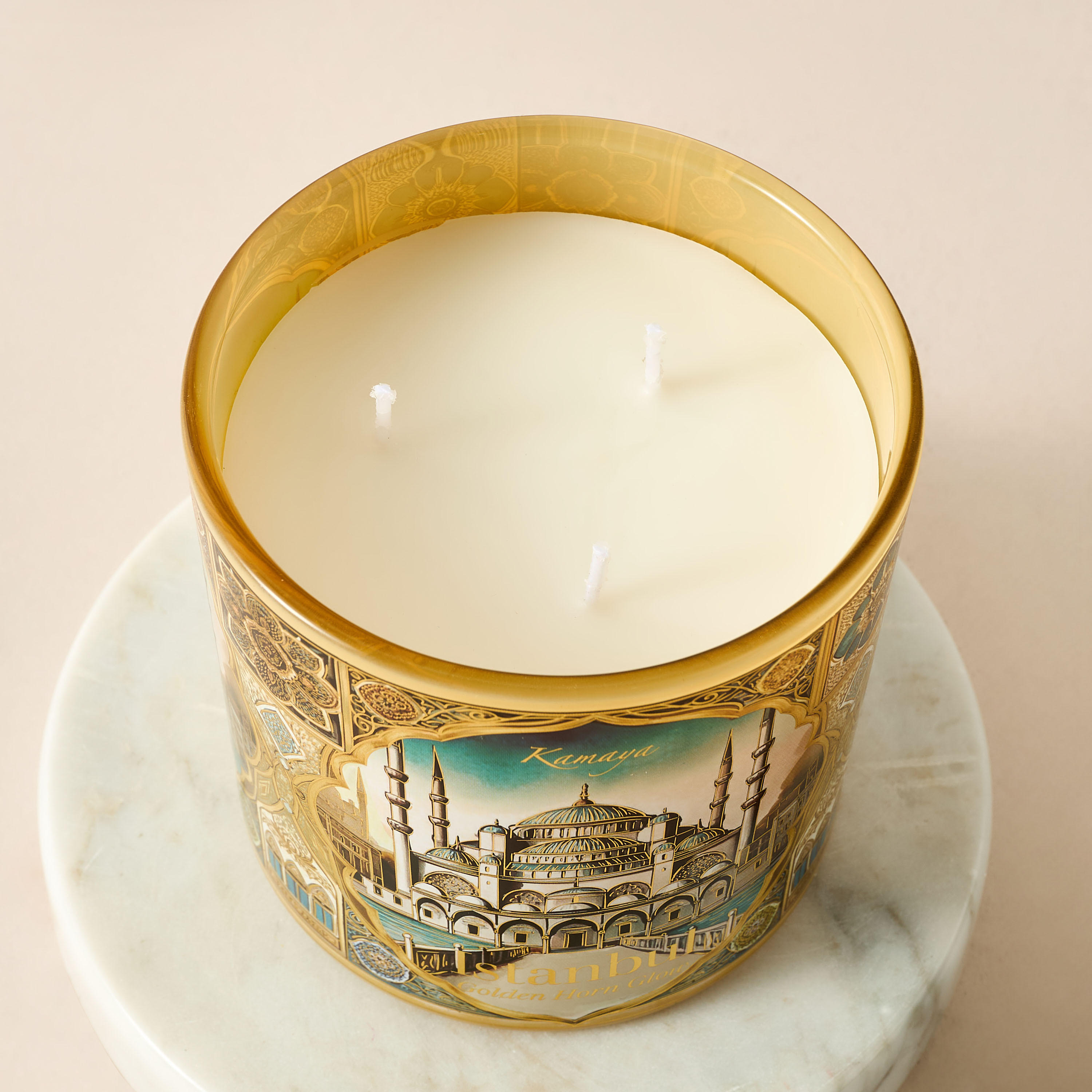 معطر غرف جولدن هورن جلو من كامايا - 400 جرام-household-homefragrance-candles-image-3