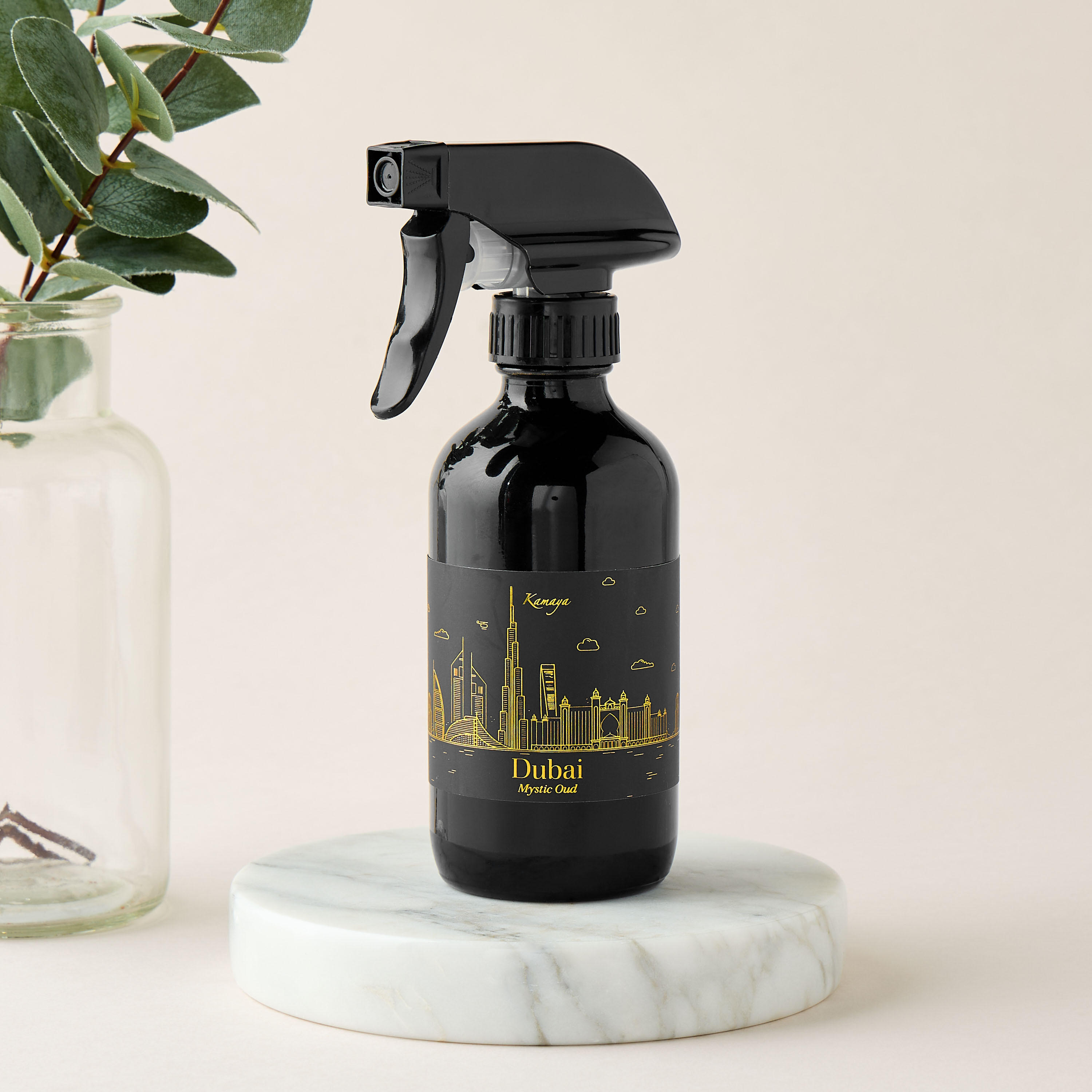 معطر غرف ميستيك عود دبي من كامايا - 200 مل-household-homefragrance-homesprays-image-1