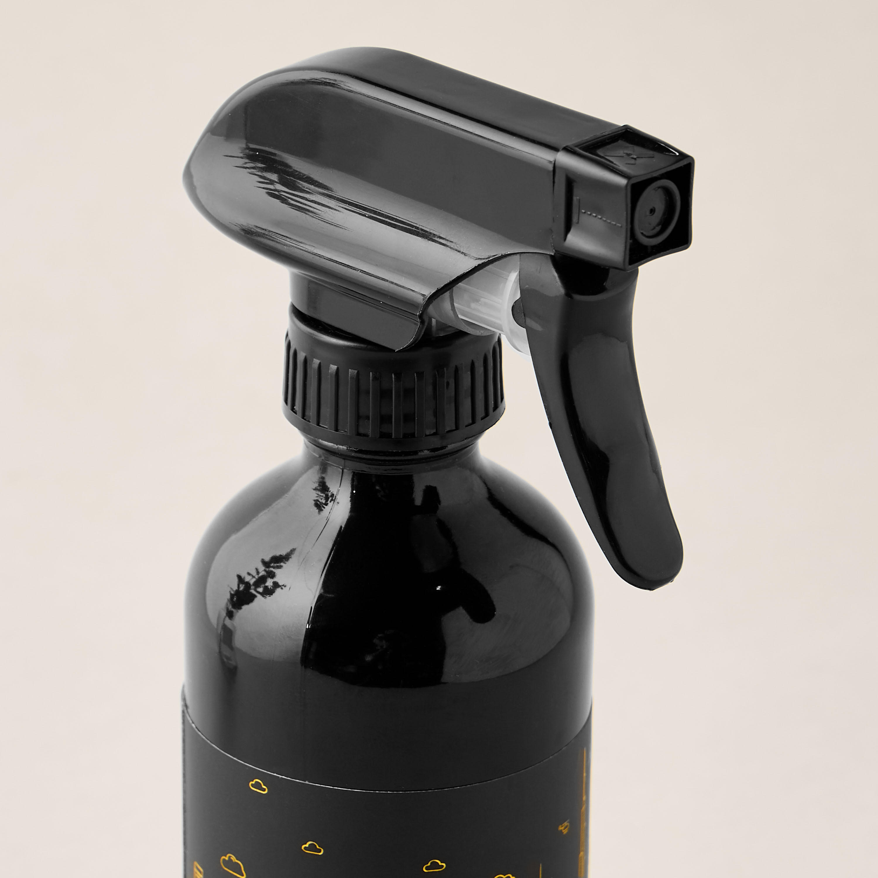 Kamaya Mystic Oud Dubai Room Spray - 200 ml-household-homefragrance-homesprays-image-3
