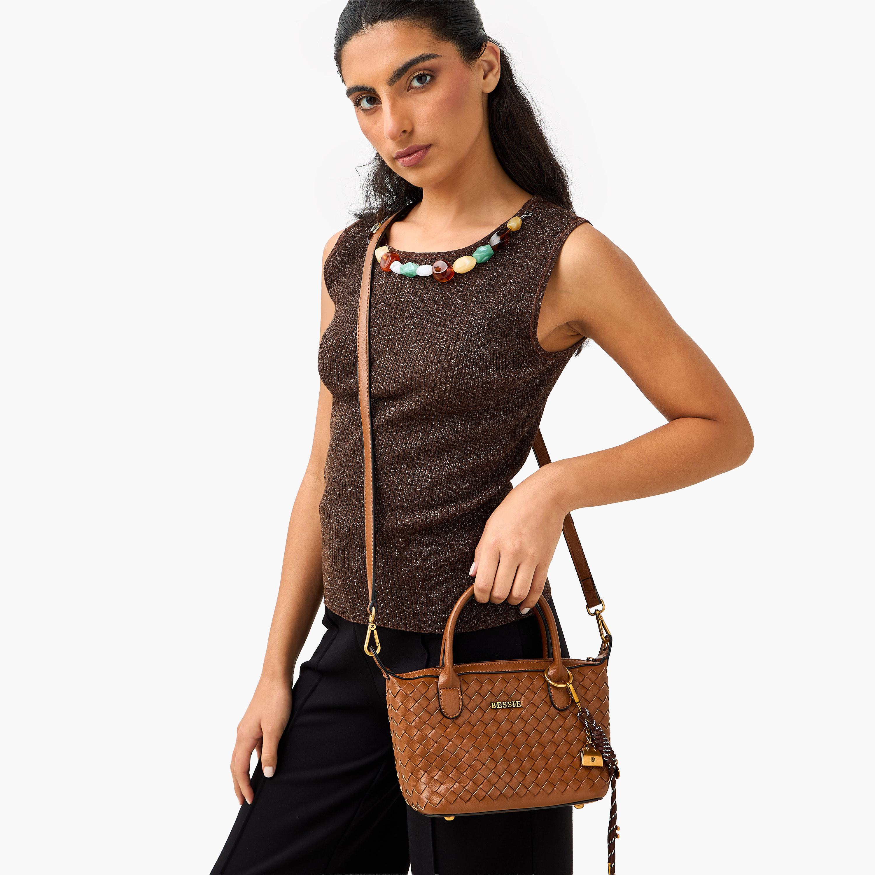 شنطة كتف مضفرة بمقابض مزدوجة من بيسي لندن-women-bagsandwallets-handbags-image-2