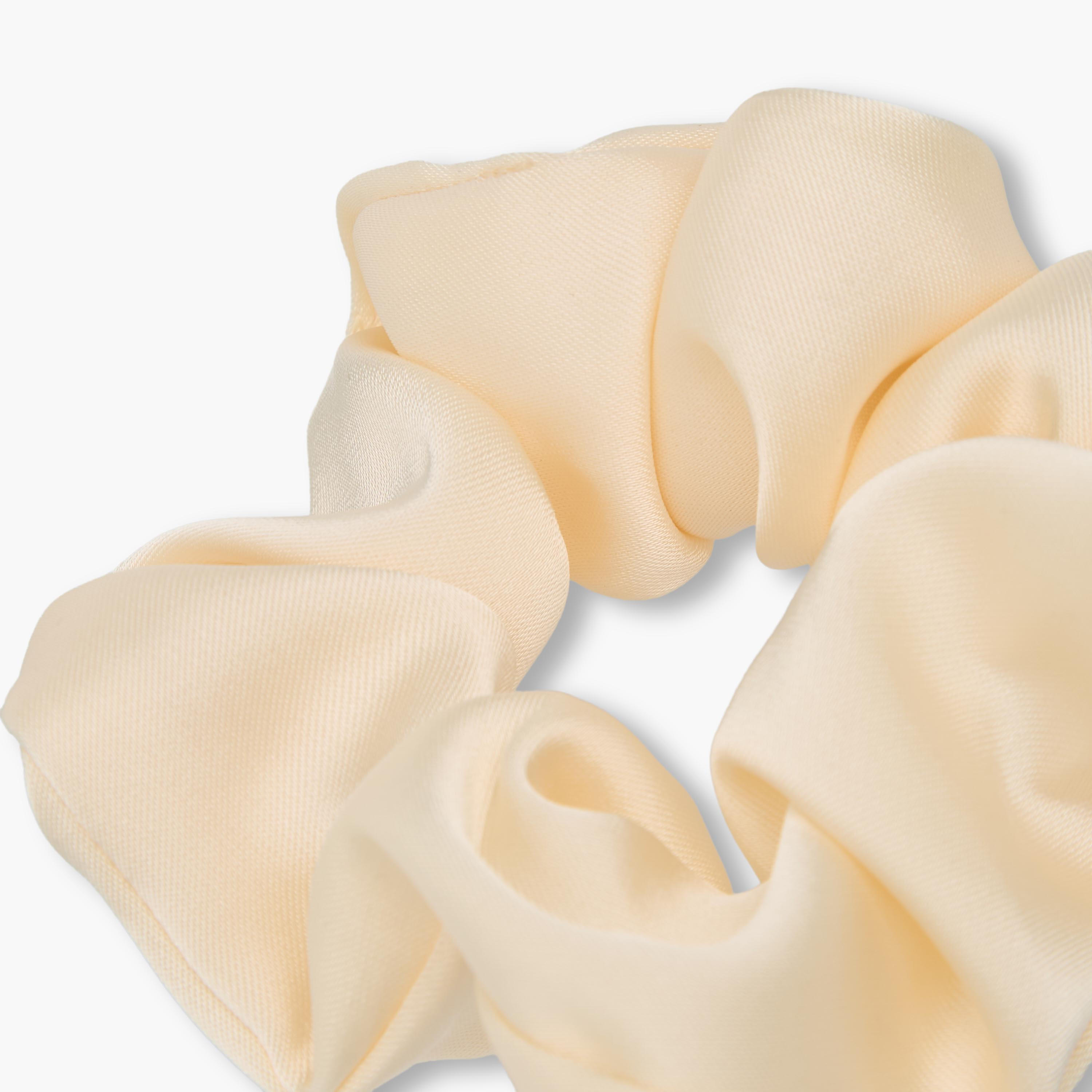 ربطات شعر سكرانشي - عبوة 3 قطع-women-hairaccessories-scrunchies-image-4