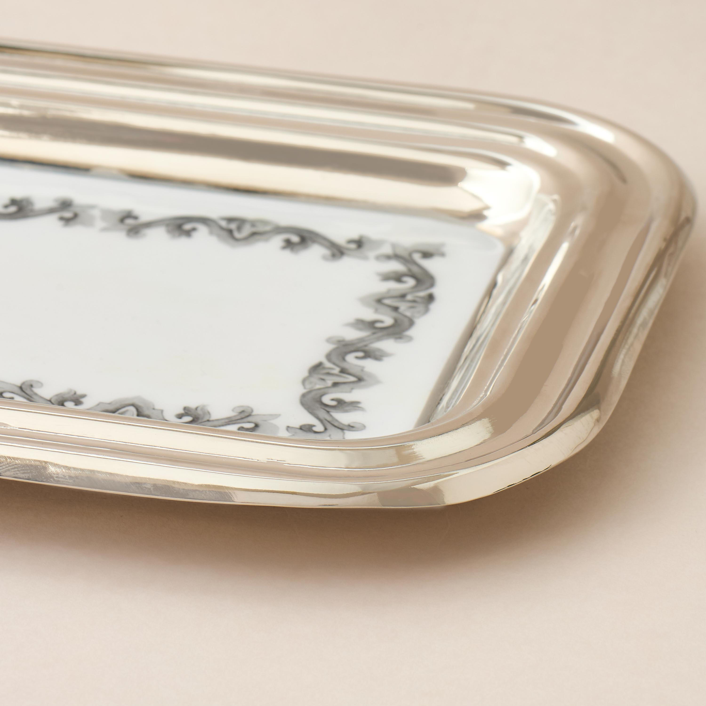 Gia Como Metal Decorative Tray - 27 cms-household-decor-boxesandtrays-image-4