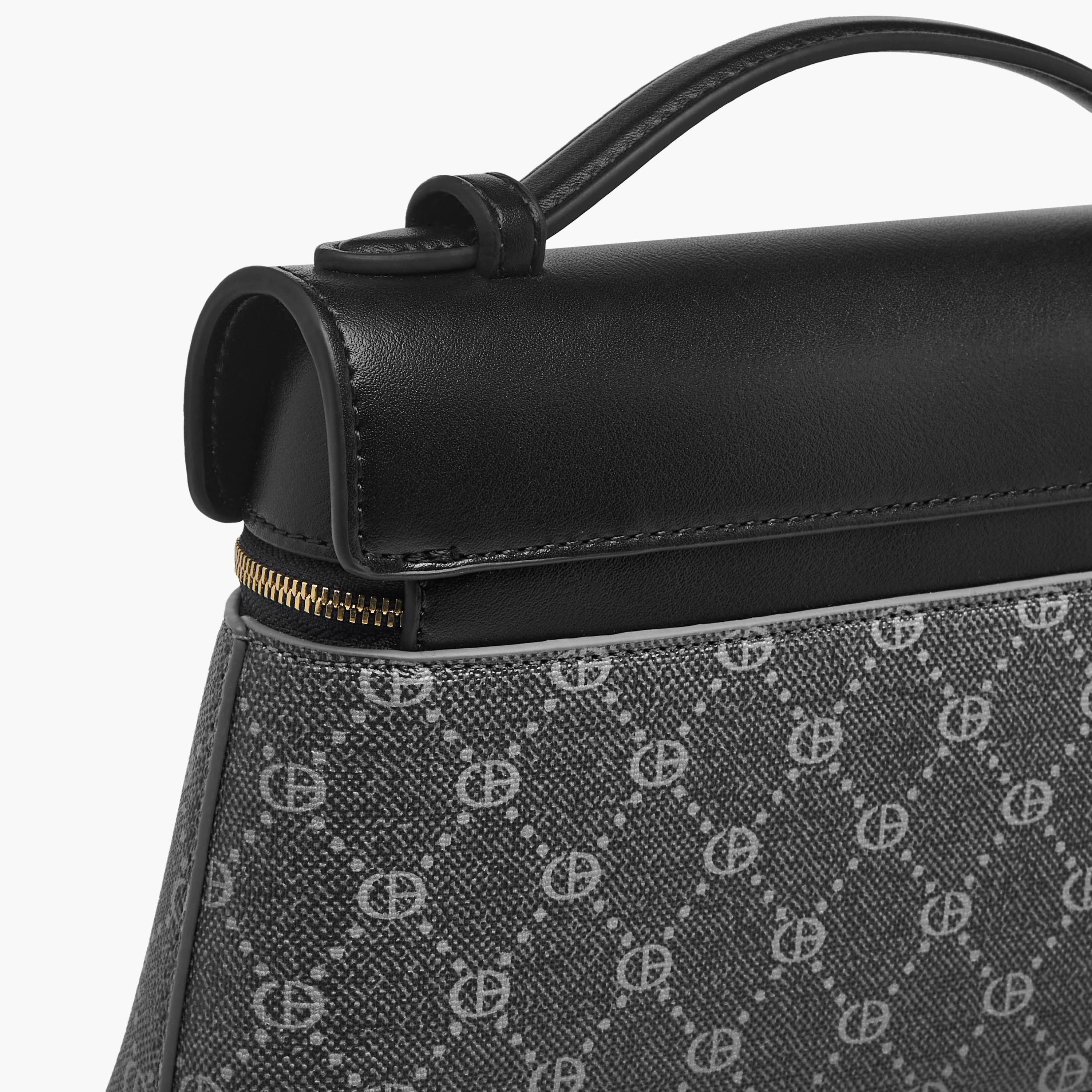 شنطة كروس بودي بطبعات مونوجرام مع محفظة من كريسبيلا-women-bagsandwallets-handbags-image-10