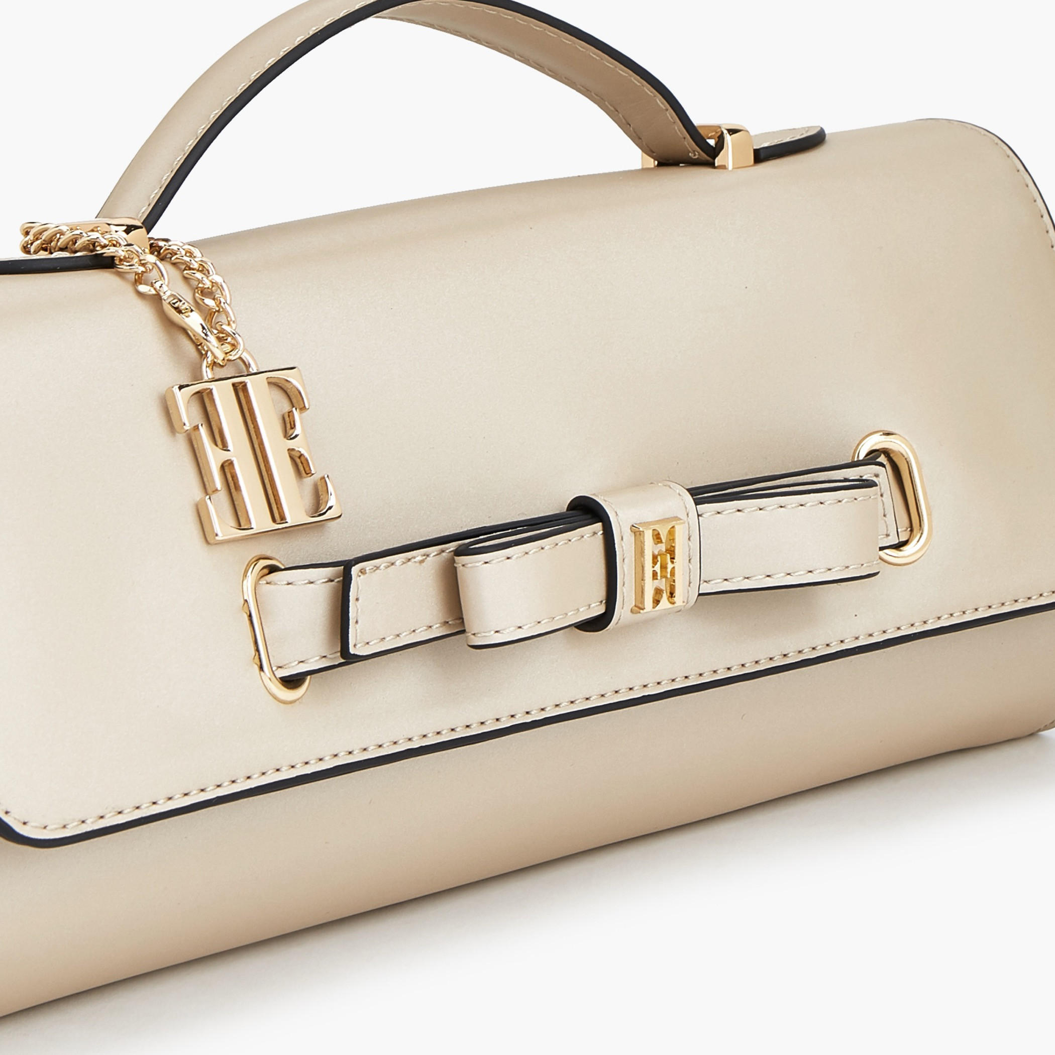 Elle Bow Detail Crossbody Bag with Chain Strap-women-bagsandwallets-handbags-image-4
