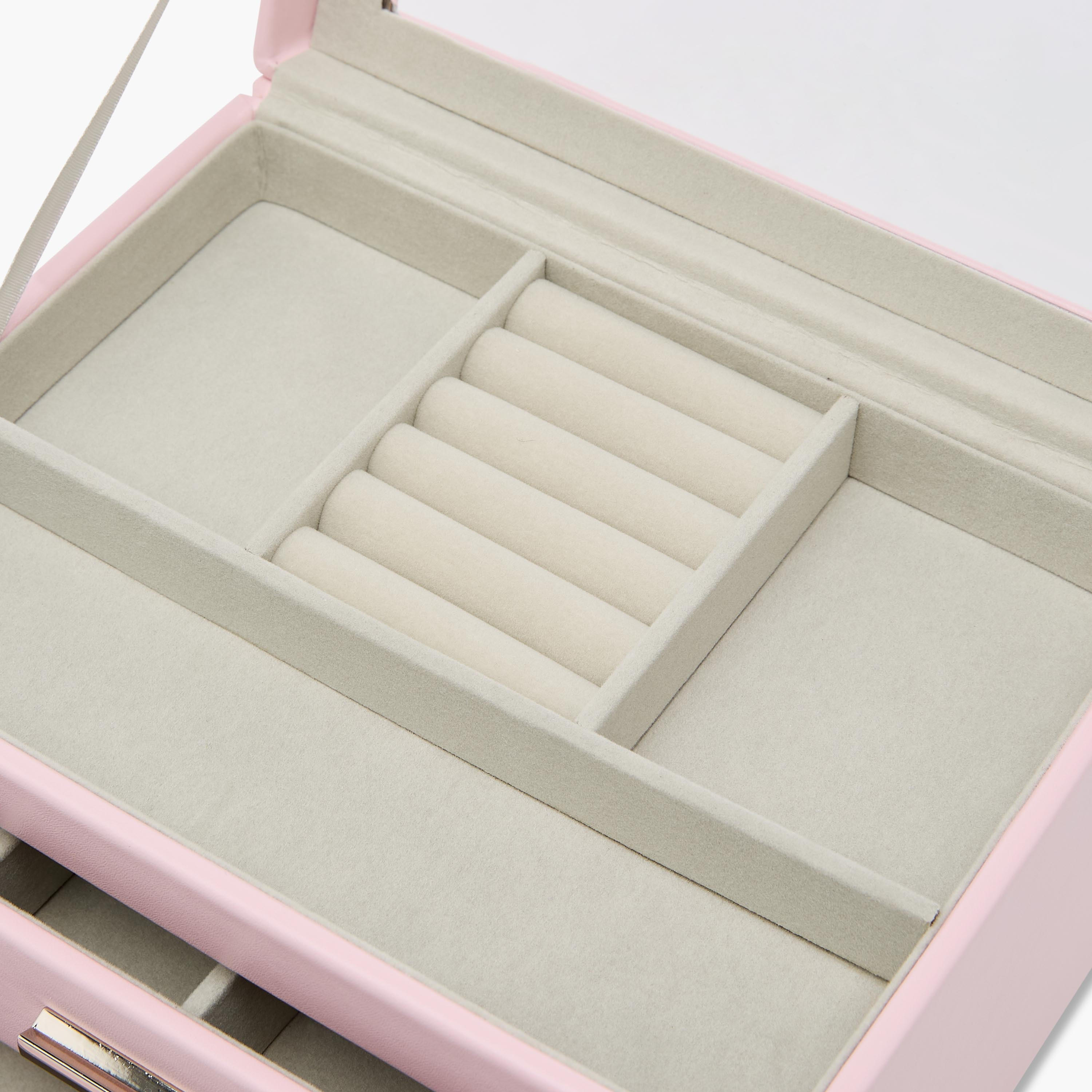 3-Compartment Jewellery Organizer with Solid Design - 21x15x13 cms-women-watchesandjewellery-jewellery-storage-image-6