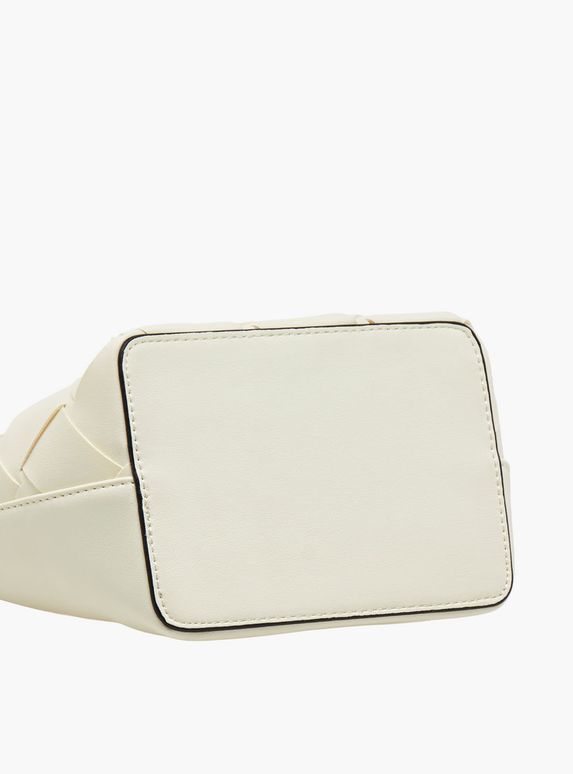شنطة دلو بارزة الملمس بحزام قابل للفصل من مارينا جالانتي-women-bagsandwallets-handbags-image-7