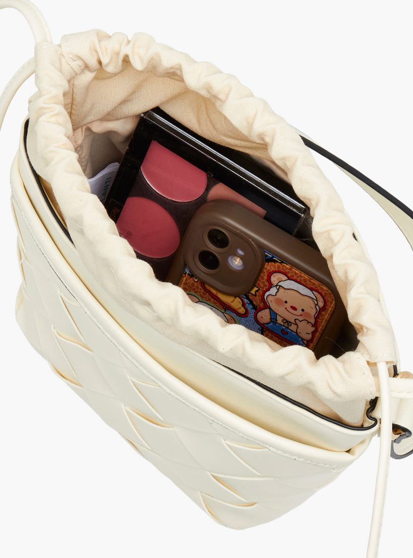 شنطة دلو بارزة الملمس بحزام قابل للفصل من مارينا جالانتي-women-bagsandwallets-handbags-image-9
