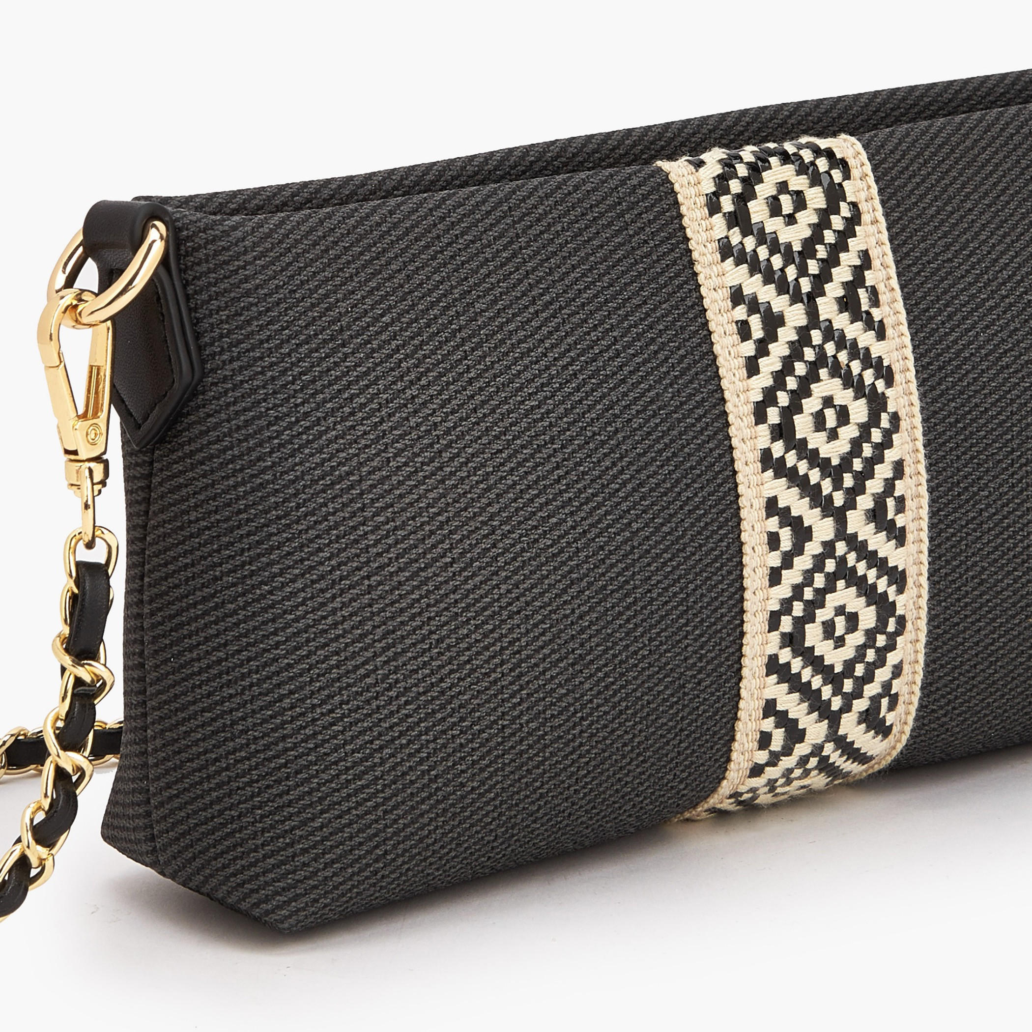 Le Confort Textured Crossbody Bag with Detachable Chain Strap-women-bagsandwallets-handbags-image-5