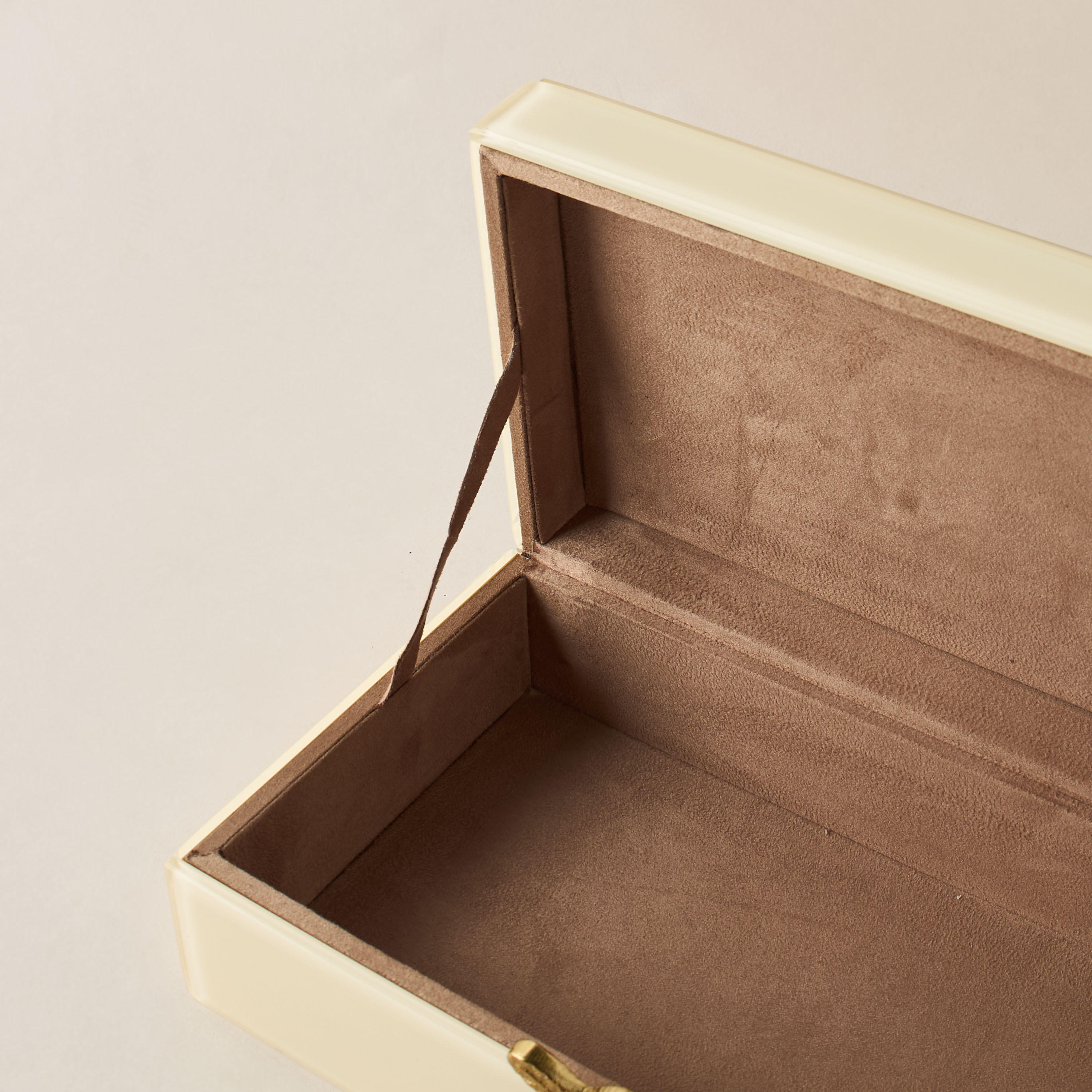 Palm Tree Accent Decorative Storage Box - 29x12x7 cms-household-storage-jewelleryorganizing-jewelleryboxesandstands-image-5
