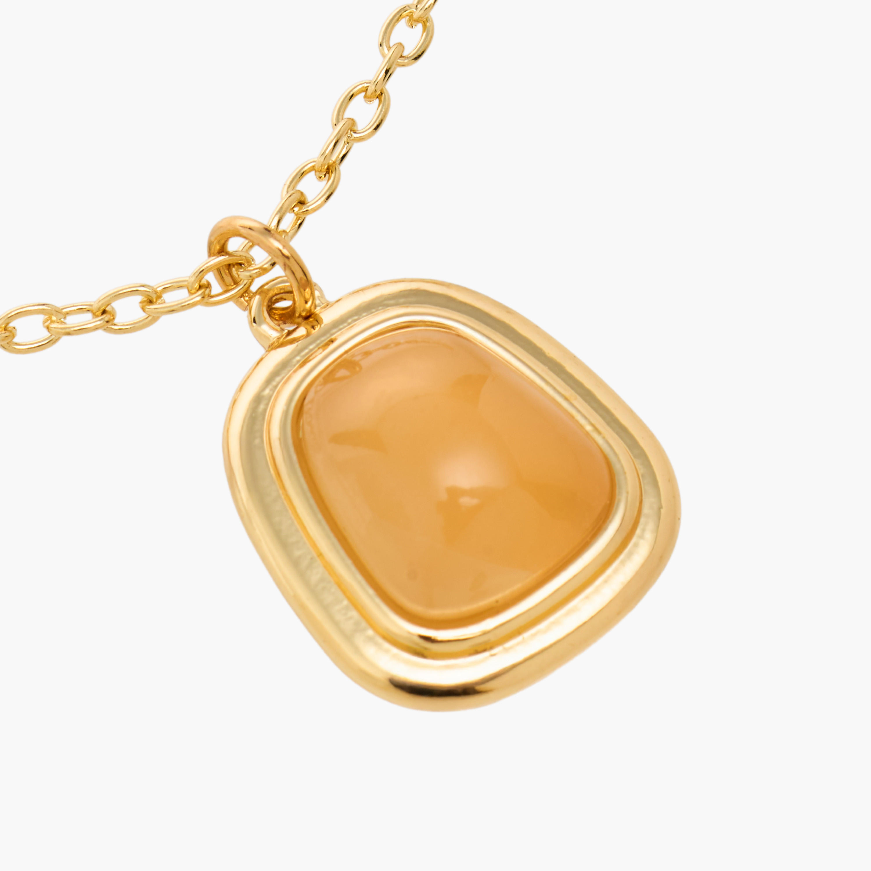 حلق وعقد باللون الذهبي مزين بدلاية - طقم من قطعتين-women-watchesandjewellery-jewellery-jewellerysets-image-6