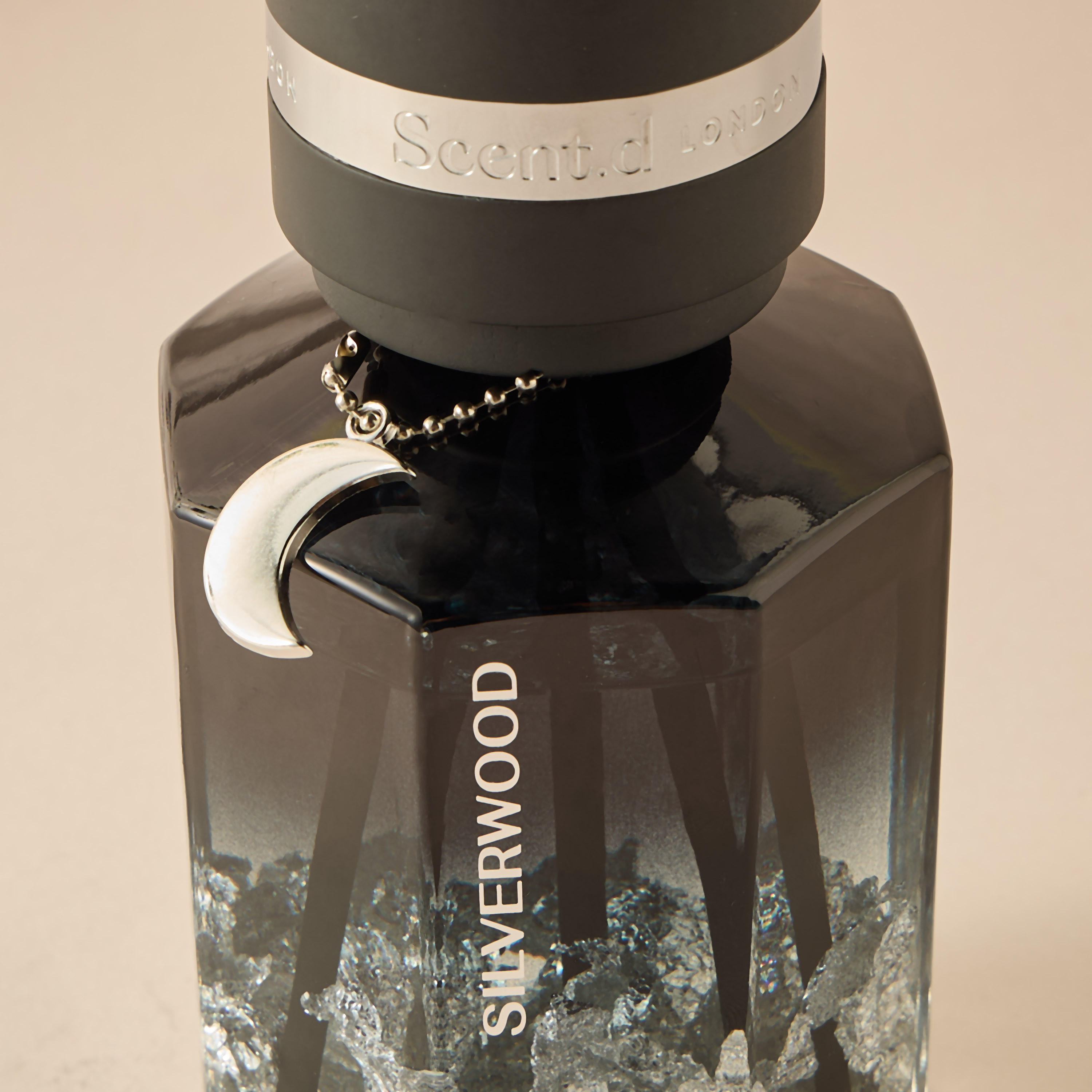 Scent.d London Aurum Silverwood Reed Diffuser - 900 ml-household-homefragrance-reeddiffusers-image-4
