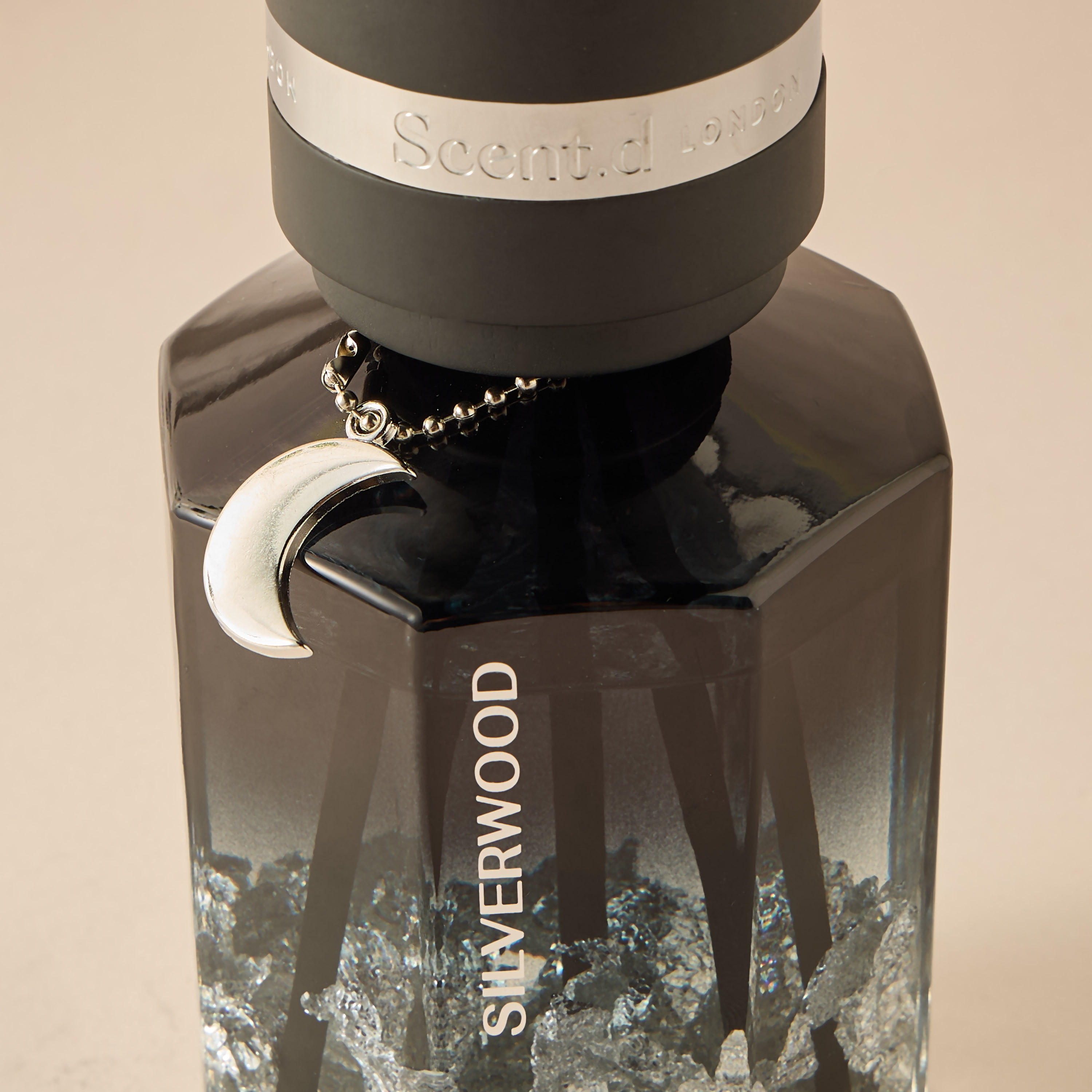 Scent.d London Aurum Silverwood Reed Diffuser - 450 ml-household-homefragrance-reeddiffusers-image-4
