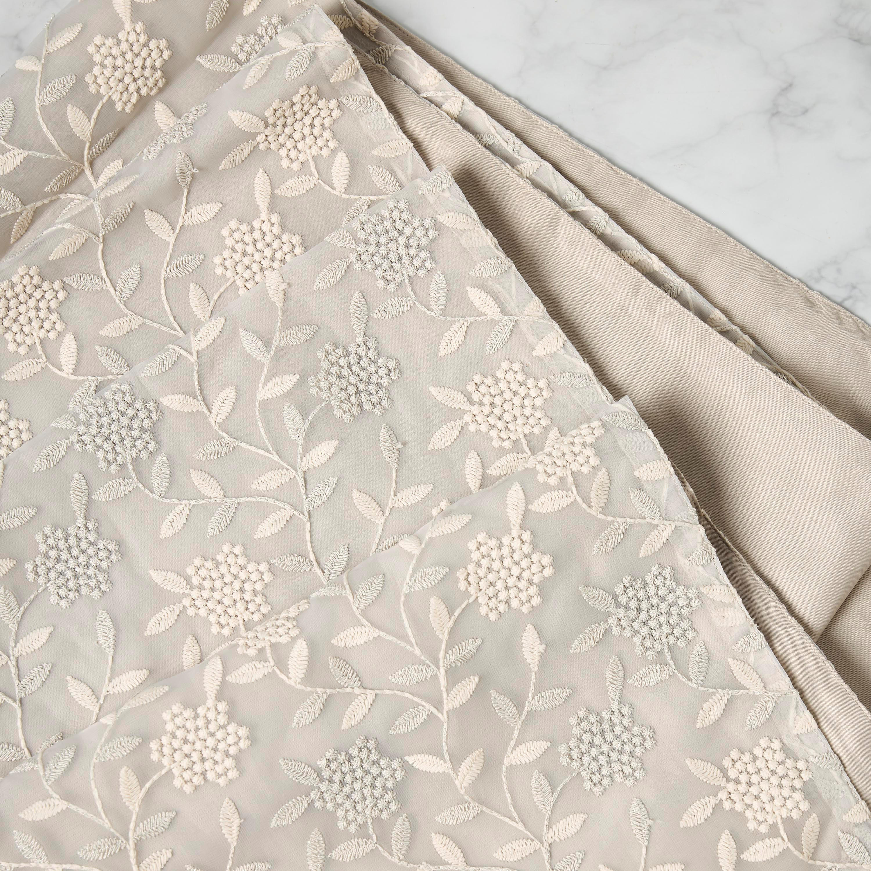 Zari Embroidered Table Runner with Tassels - 260x33 cms-household-dining-tablelinen-runnersandtablecovers-image-4