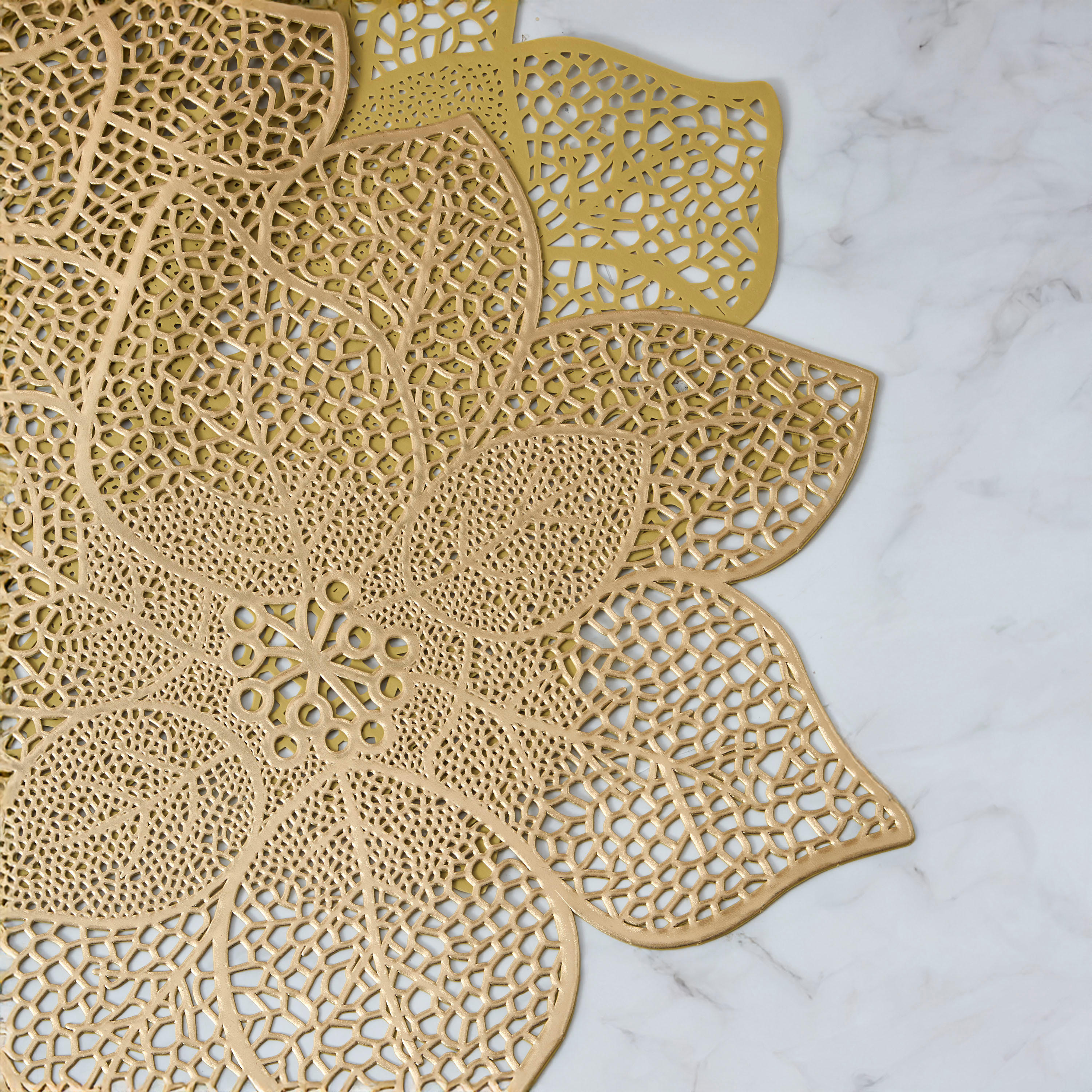 Hibiscus Floral Shaped Table Runner - 91x35 cms-household-dining-tablelinen-runnersandtablecovers-image-4