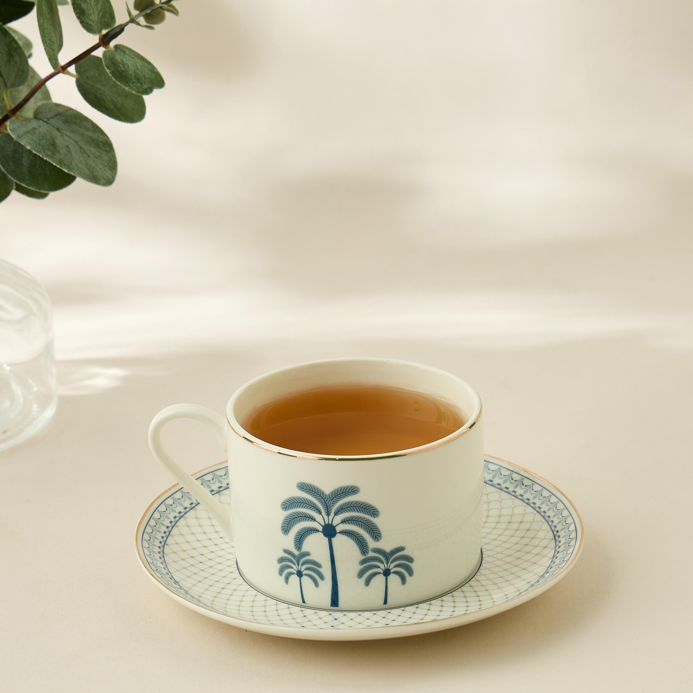 Palm Tree Print 4-Piece Bone China Cup and Saucer Set - 200 ml-household-dining-teaandcoffee-teaandcoffeesets-image-6