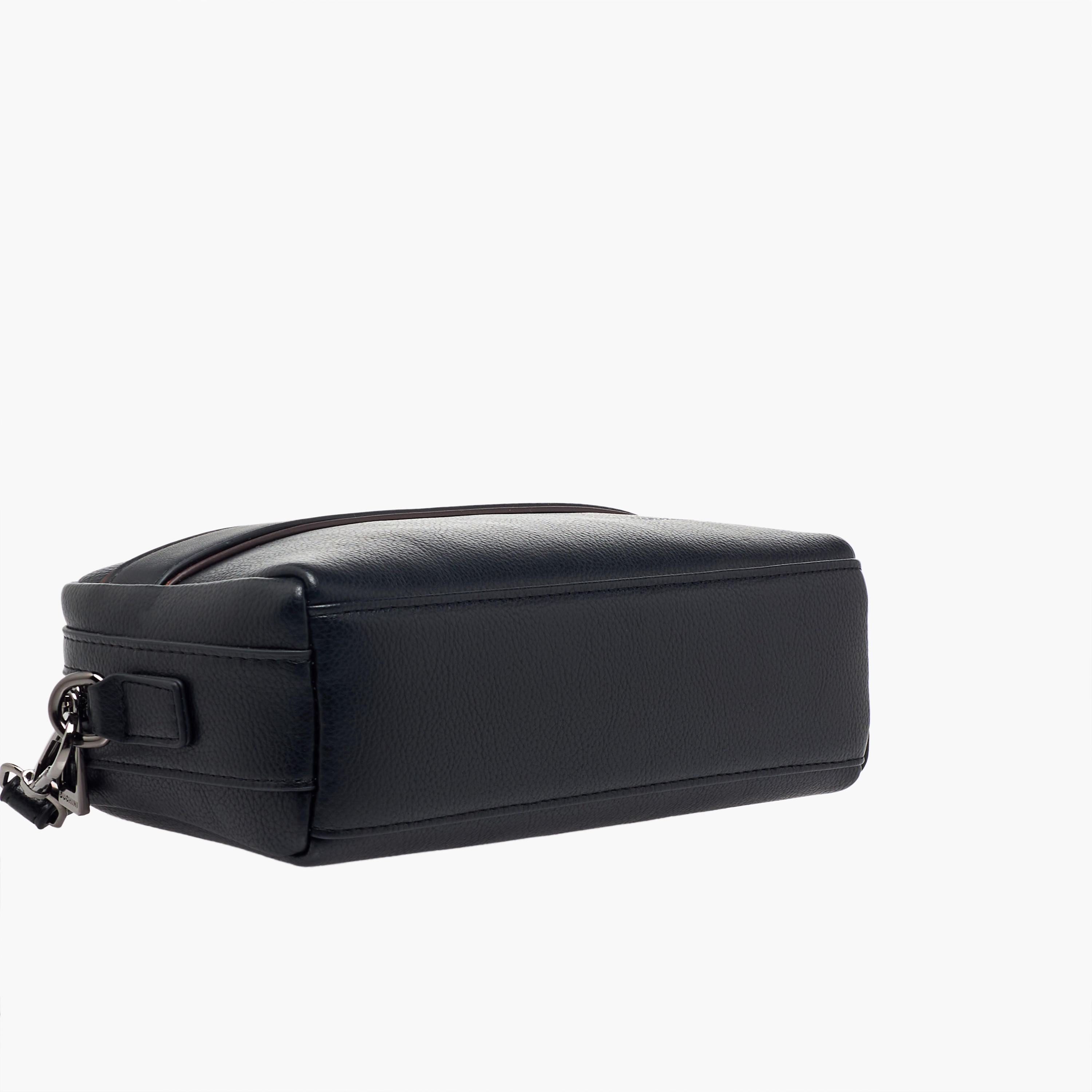 شنطة صغيرة بسحاب إغلاق للرجال من دوتشيني-men-bags-image-6