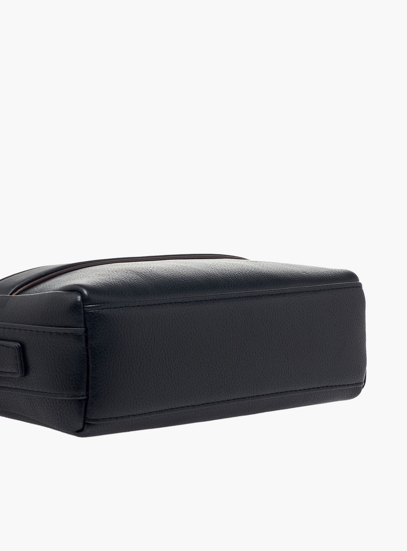 شنطة صغيرة بسحاب إغلاق للرجال من دوتشيني-men-bags-image-6