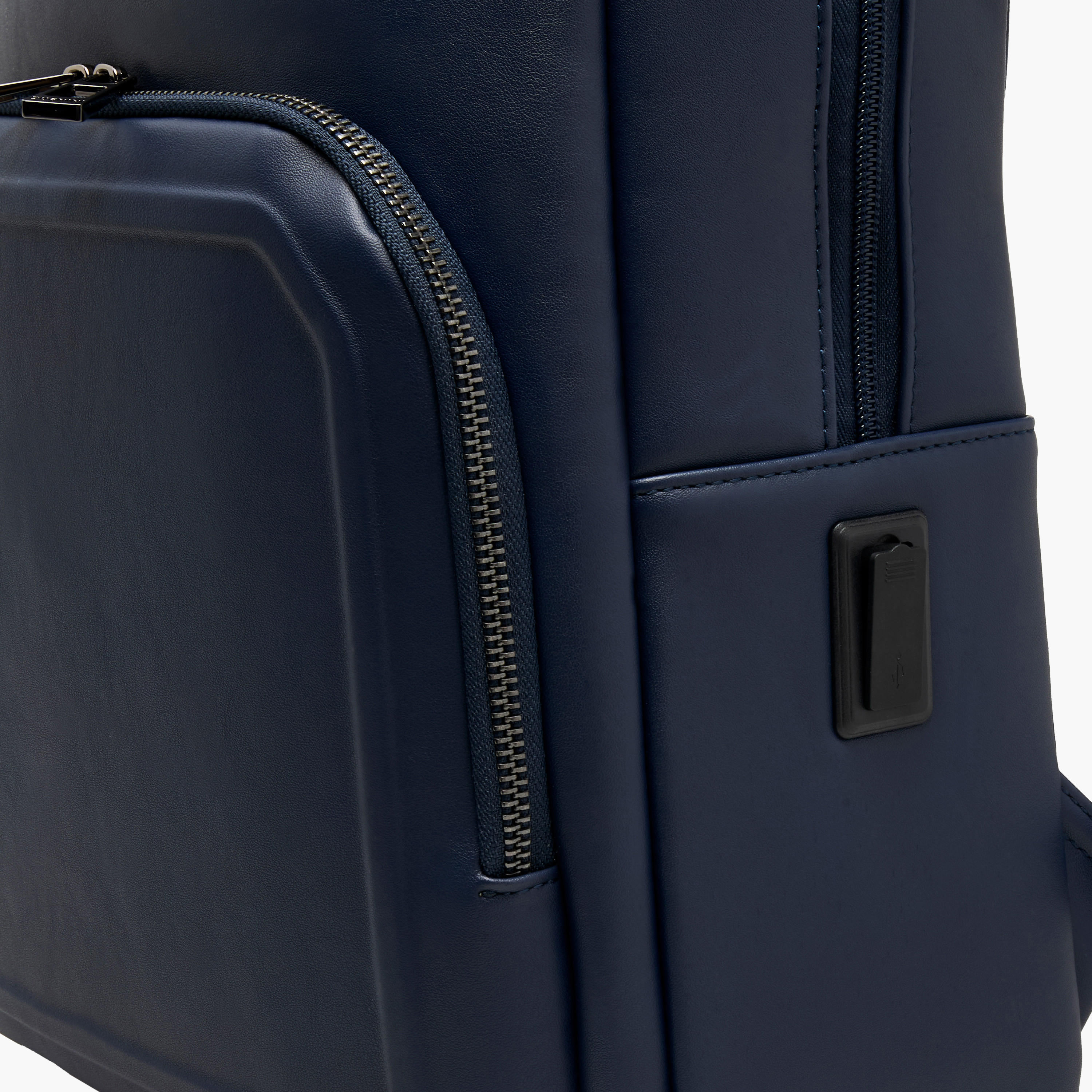 Duchini Men Adjustable Straps Backpack-men-bags-image-6