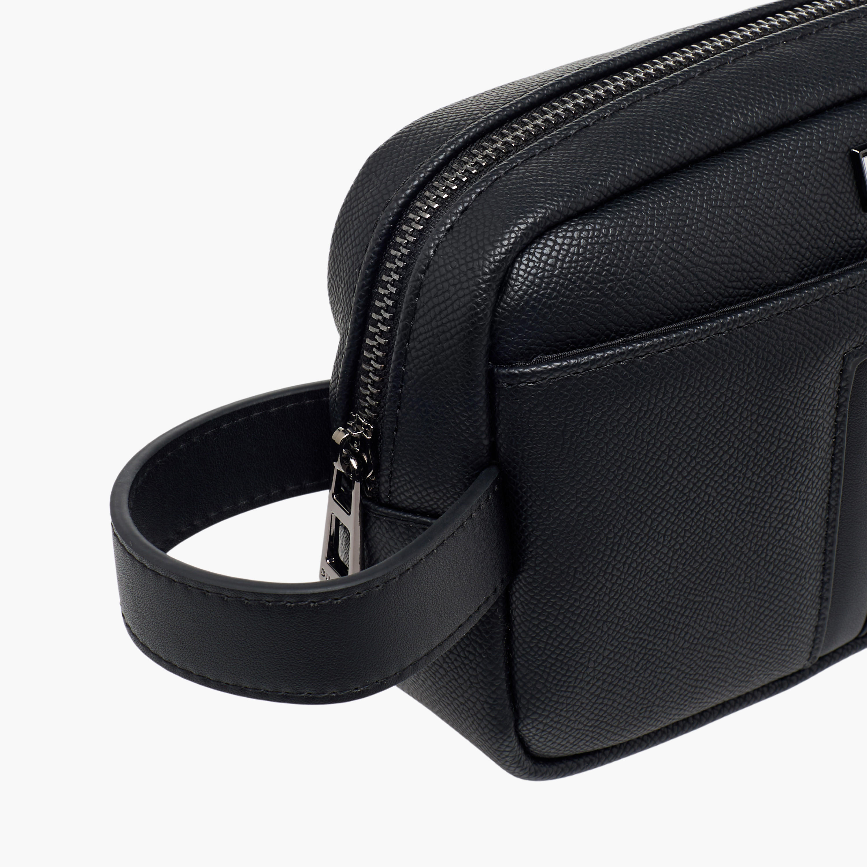 شنطة صغيرة بارزة الملمس للرجال من دوتشيني-men-bags-image-4