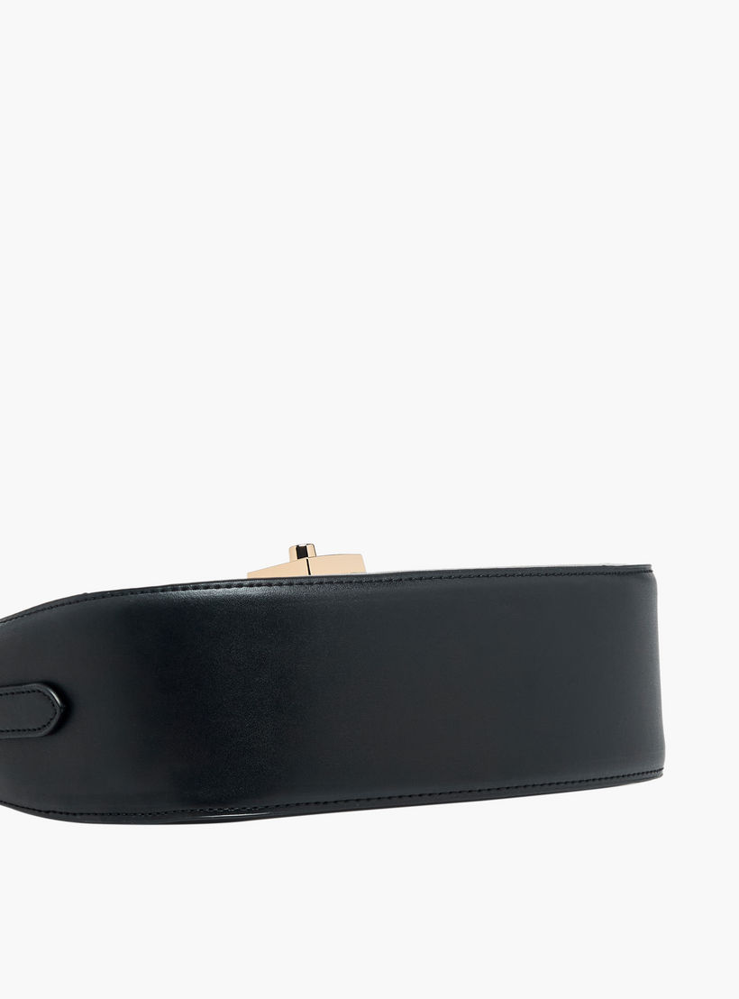 شنطة كروس بودي بتفاصيل دلايّة قفل مع حزام قابل للفصل من أدور-women-bagsandwallets-handbags-image-7
