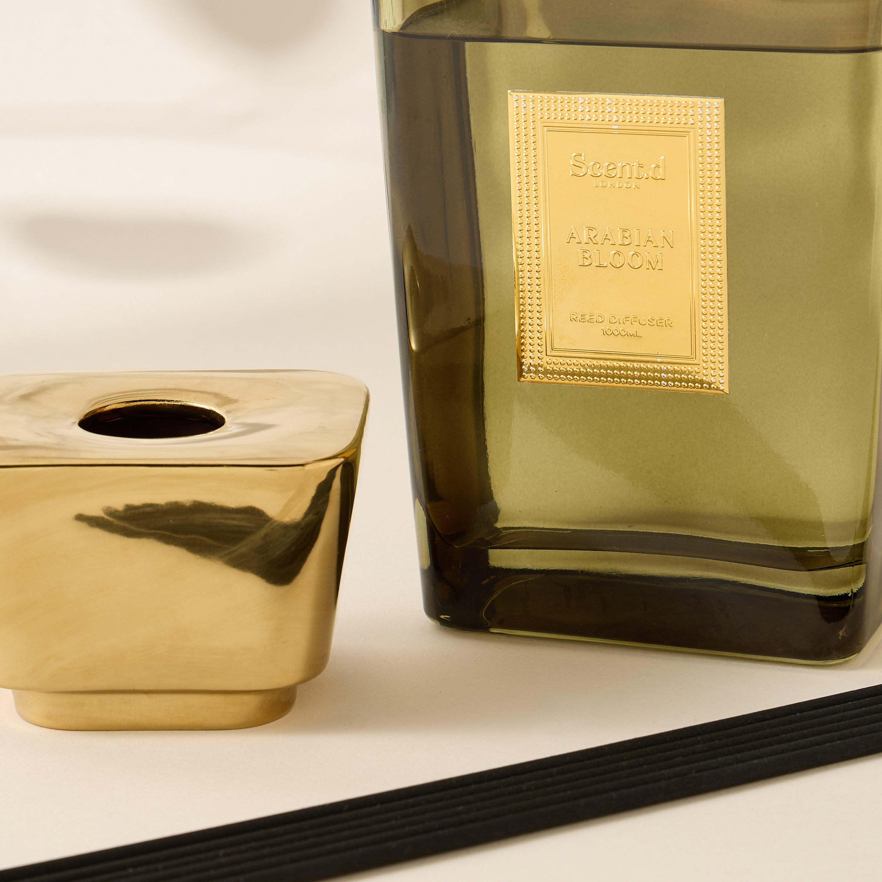 موزع عطور أعواد أريبيان بلوم ماسون إيسينس من سينتد لندن - 1 لتر-household-homefragrance-reeddiffusers-image-5