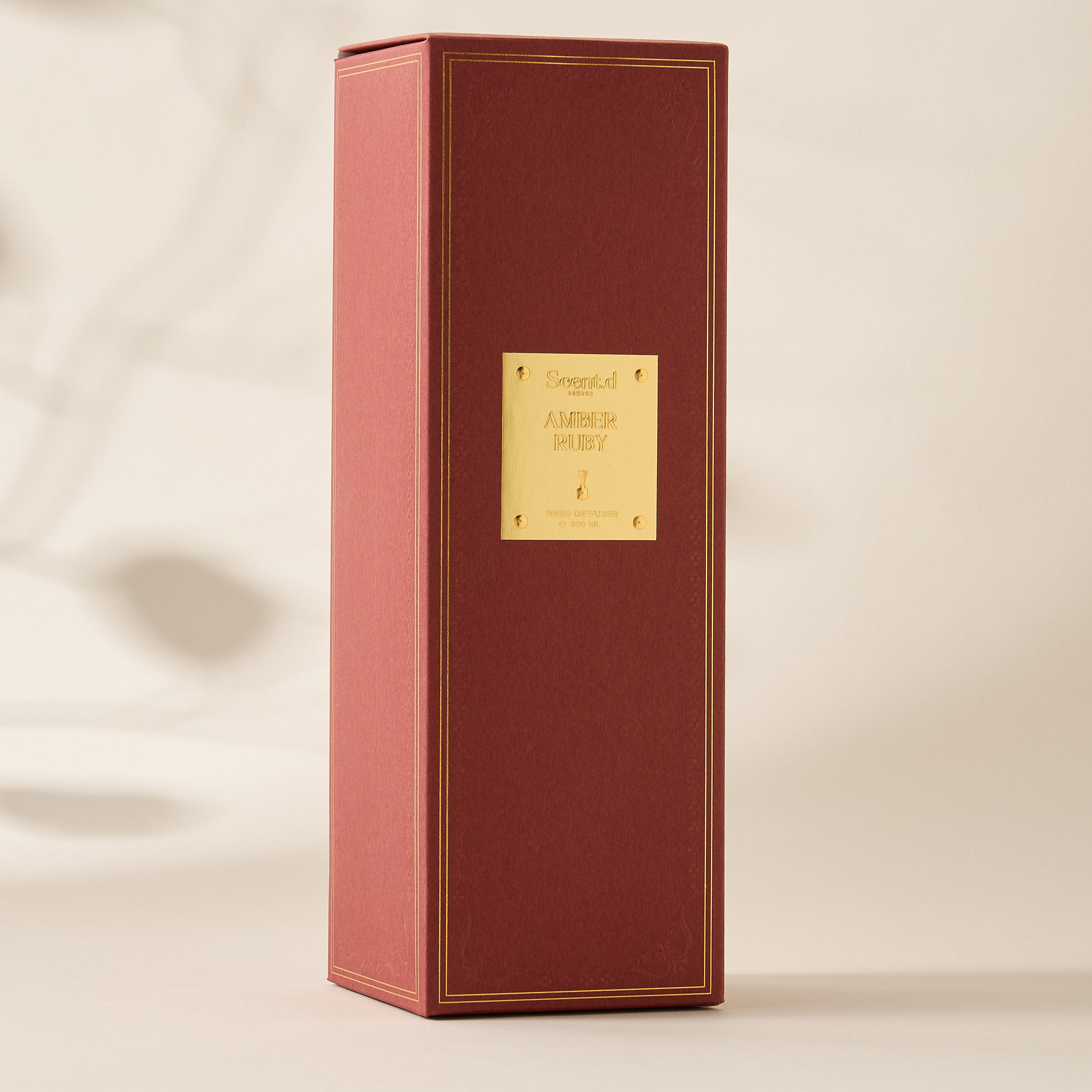 Scent.d London Imperial Essence Amber Ruby Reed Diffuser - 250 ml-household-homefragrance-reeddiffusers-image-7