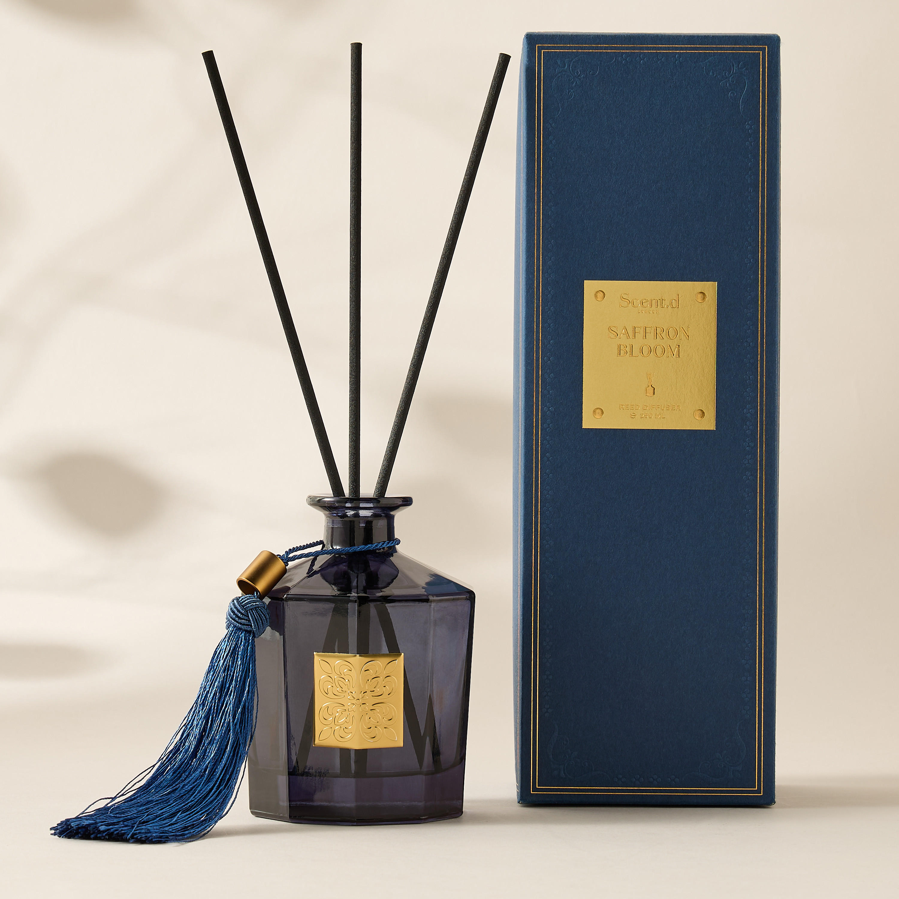 Scent.d London Imperial Essence Saffron Bloom Reed Diffuser - 250 ml-household-homefragrance-reeddiffusers-image-3