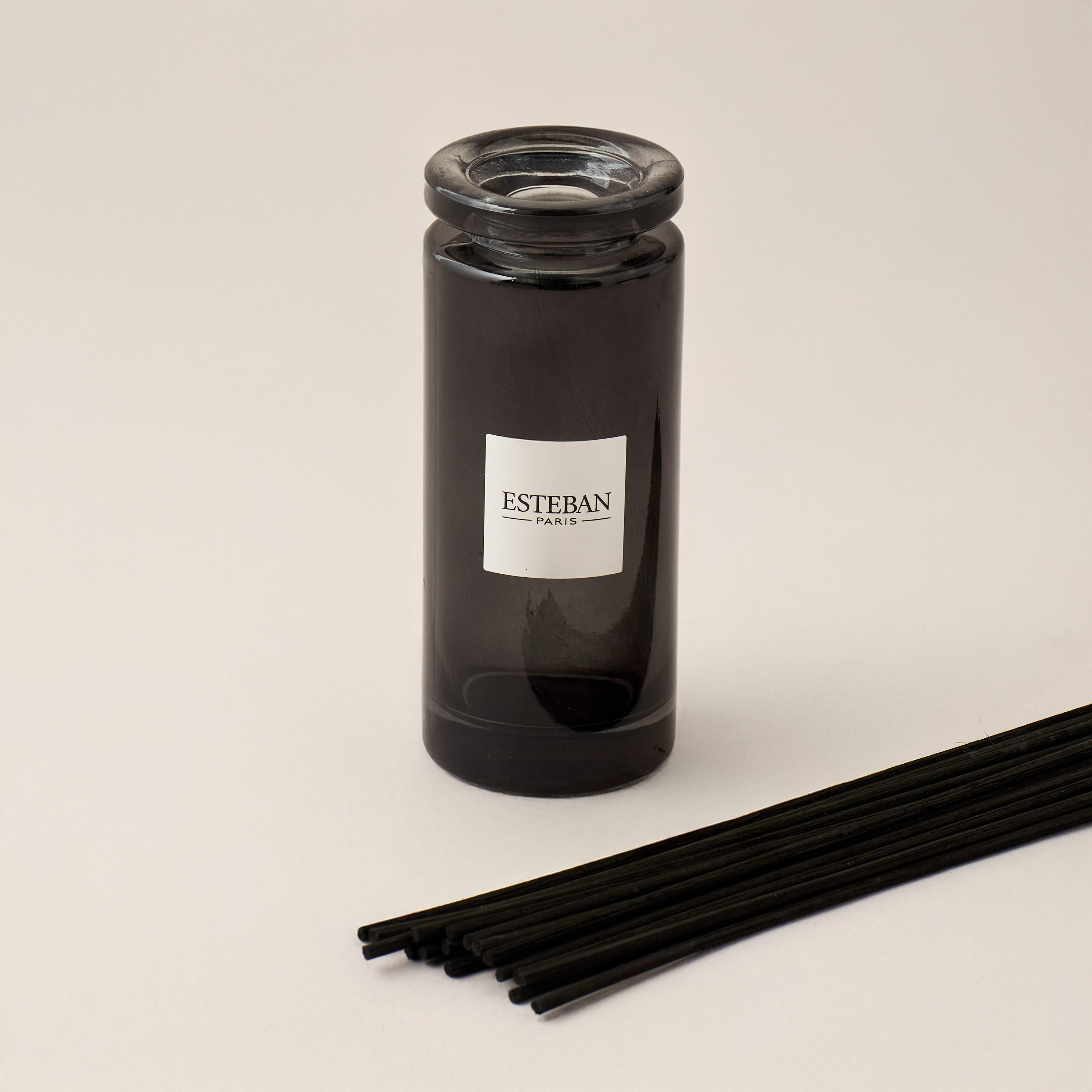 باقة عطرية قابلة لإعادة التعبئة أريس كشمير من إستيبان باريس - 100 مل-household-homefragrance-reeddiffusers-image-2