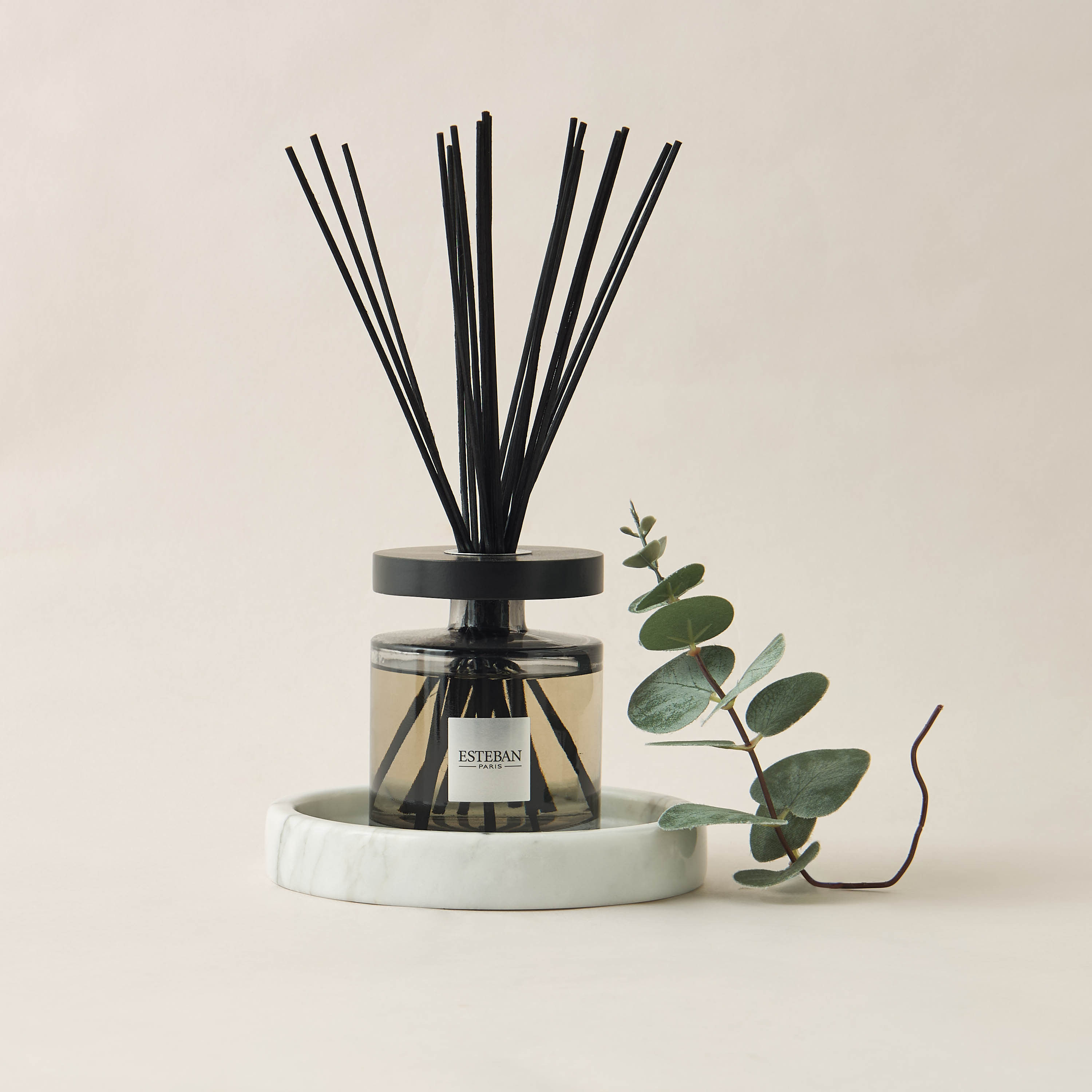 موزع عطور بالأعواد برائحة ليجاند دو أوريان من إستيبان – 200 مل-household-homefragrance-reeddiffusers-image-1
