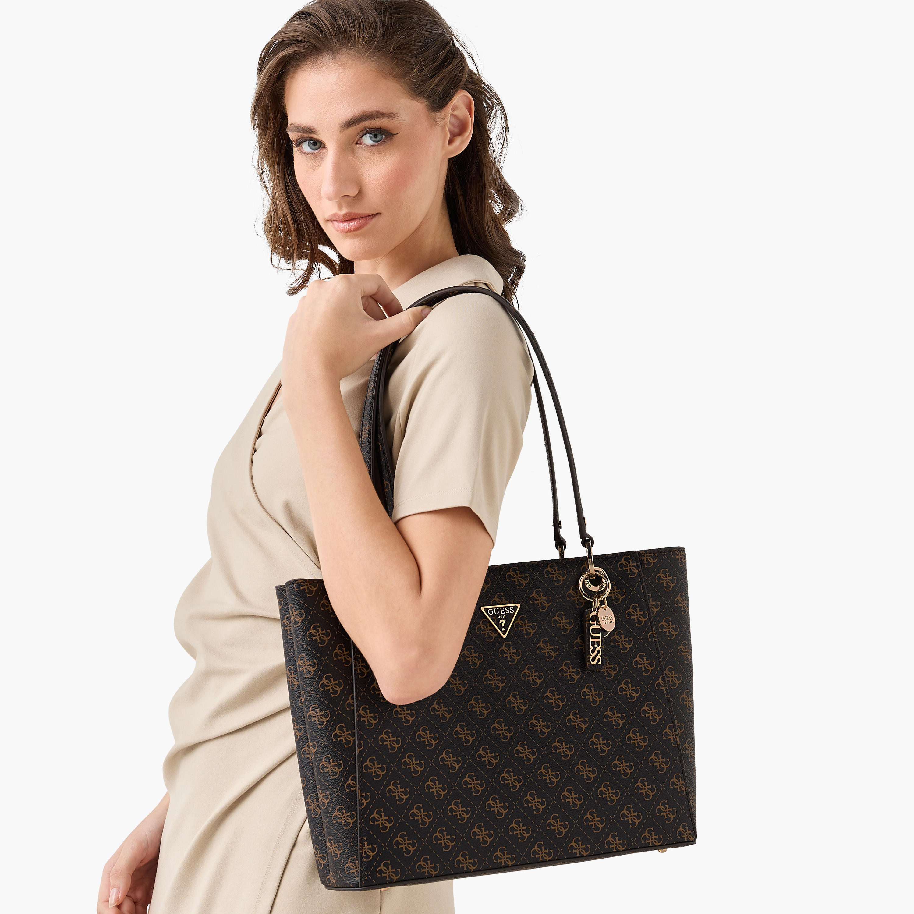 شنطة توتي بطبعات مونوجرام بمقابض مزدوجة نوال II من جيس-women-bagsandwallets-handbags-image-2