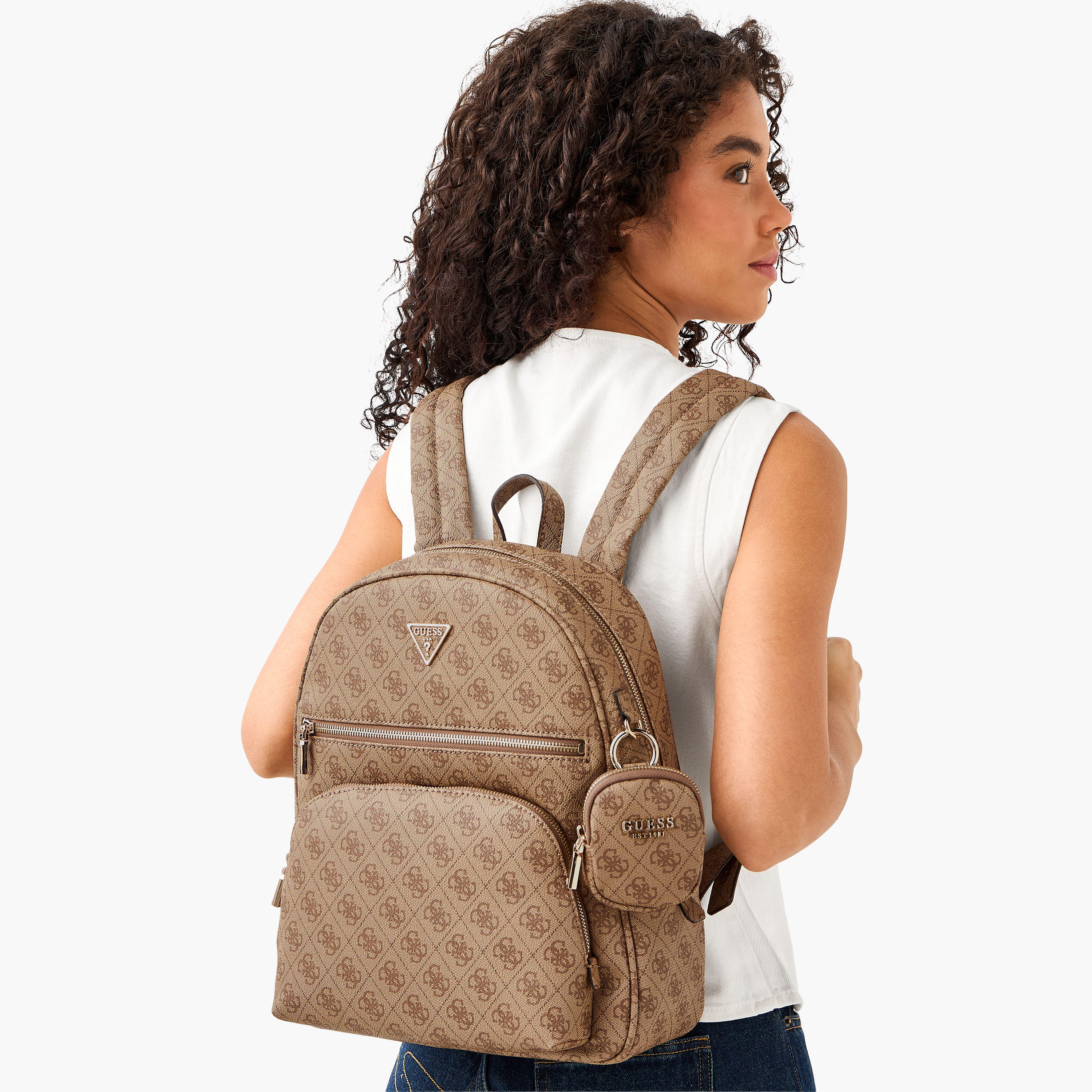 شنطة ظهر بطبعات مونوجرام ومحفظة صغيرة "باور بلاي تيك" من جيس-women-bagsandwallets-handbags-image-2