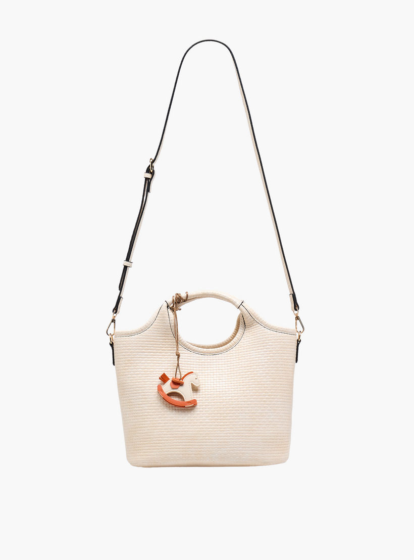 شنطة هوبو بارزة الملمس مع دلاية حصان هزاز من ساشا توم-women-bagsandwallets-handbags-image-3