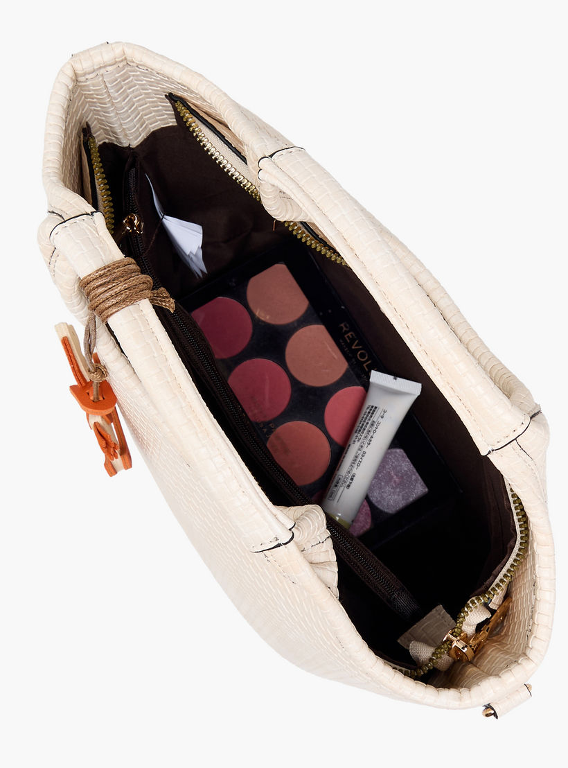 شنطة هوبو بارزة الملمس مع دلاية حصان هزاز من ساشا توم-women-bagsandwallets-handbags-image-9