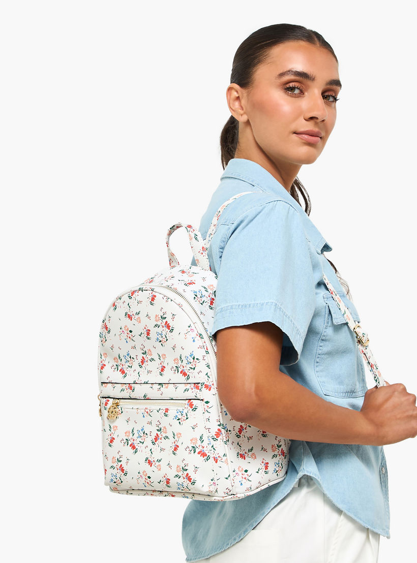 شنطة ظهر بطبعة زهور مع أحزمة كتف قابلة للتعديل من ساشا-women-bagsandwallets-backpacks-image-2