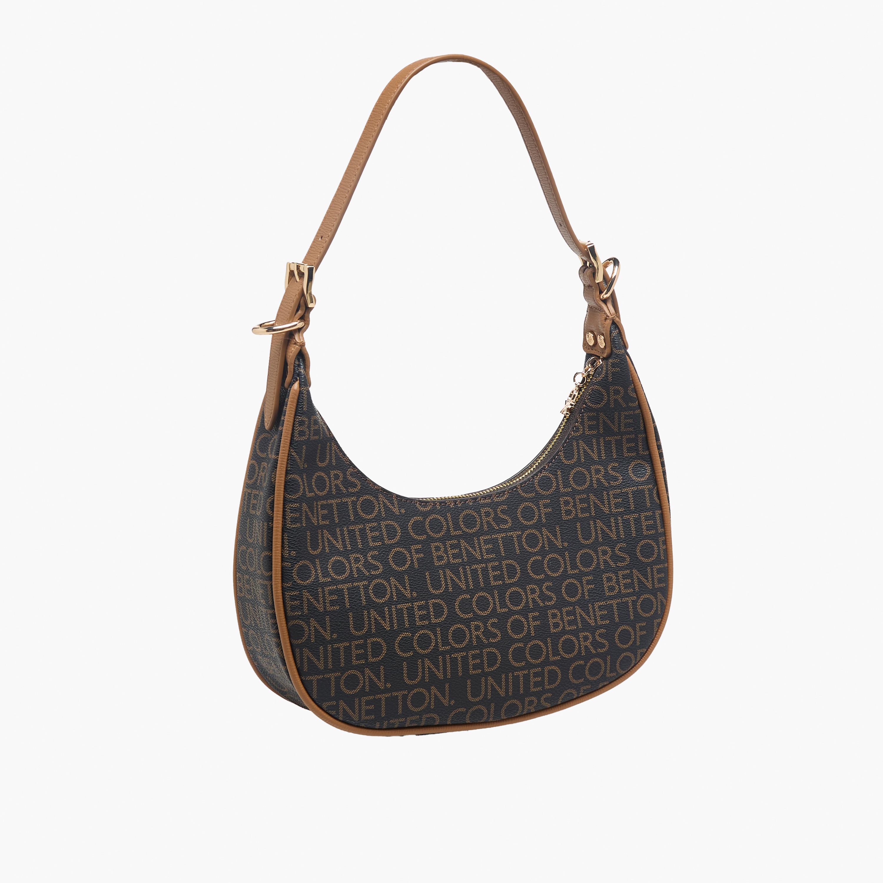 شنطة باجيت بطبعات مونوجرام وسحّاب إغلاق من يونايتد كولورز أوف بينيتون-women-bagsandwallets-handbags-image-4