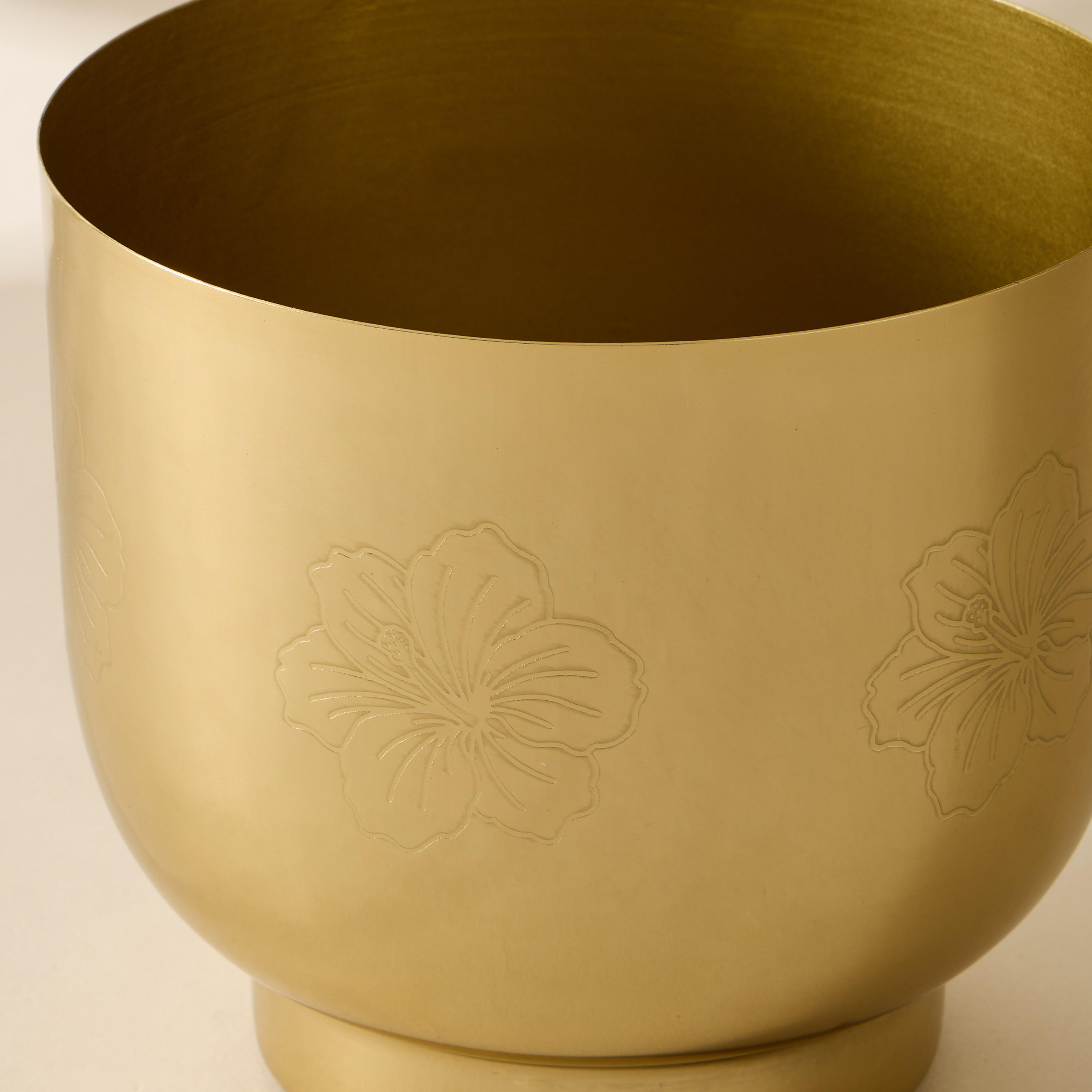 Hibiscus Engraved Metal Planter - 15 cms-household-gardenandoutdoor-trellisandstands-plantrisers-image-3