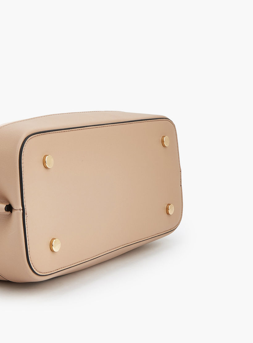 شنطة توتي بطبعات مونوجرام ومقبض مزدوج من سيليست-women-bagsandwallets-handbags-image-3