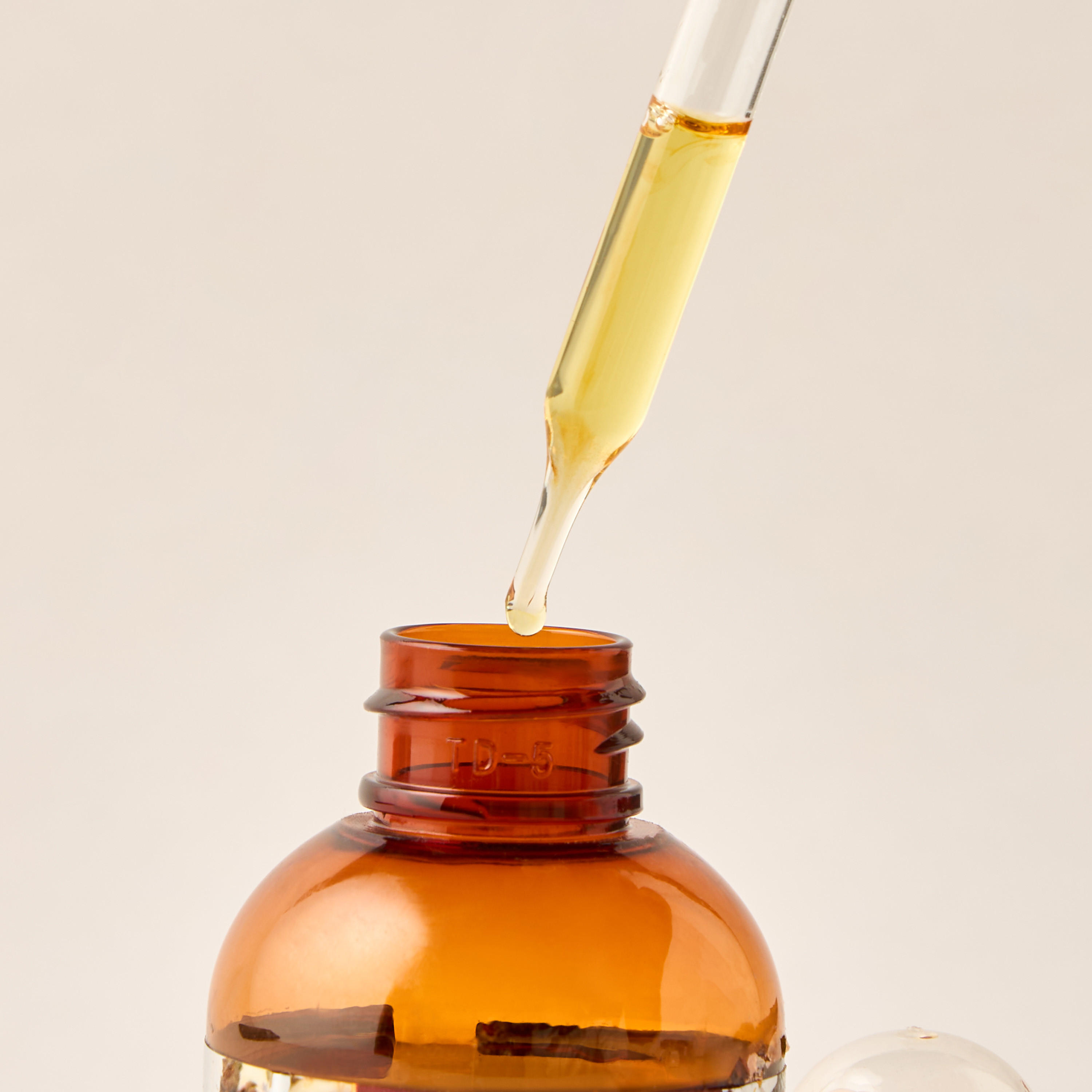 Hamidi Lavender Pure Fragrance Oil for Diffusion - 60 ml-household-homefragrance-fragranceoilsandessence-image-4