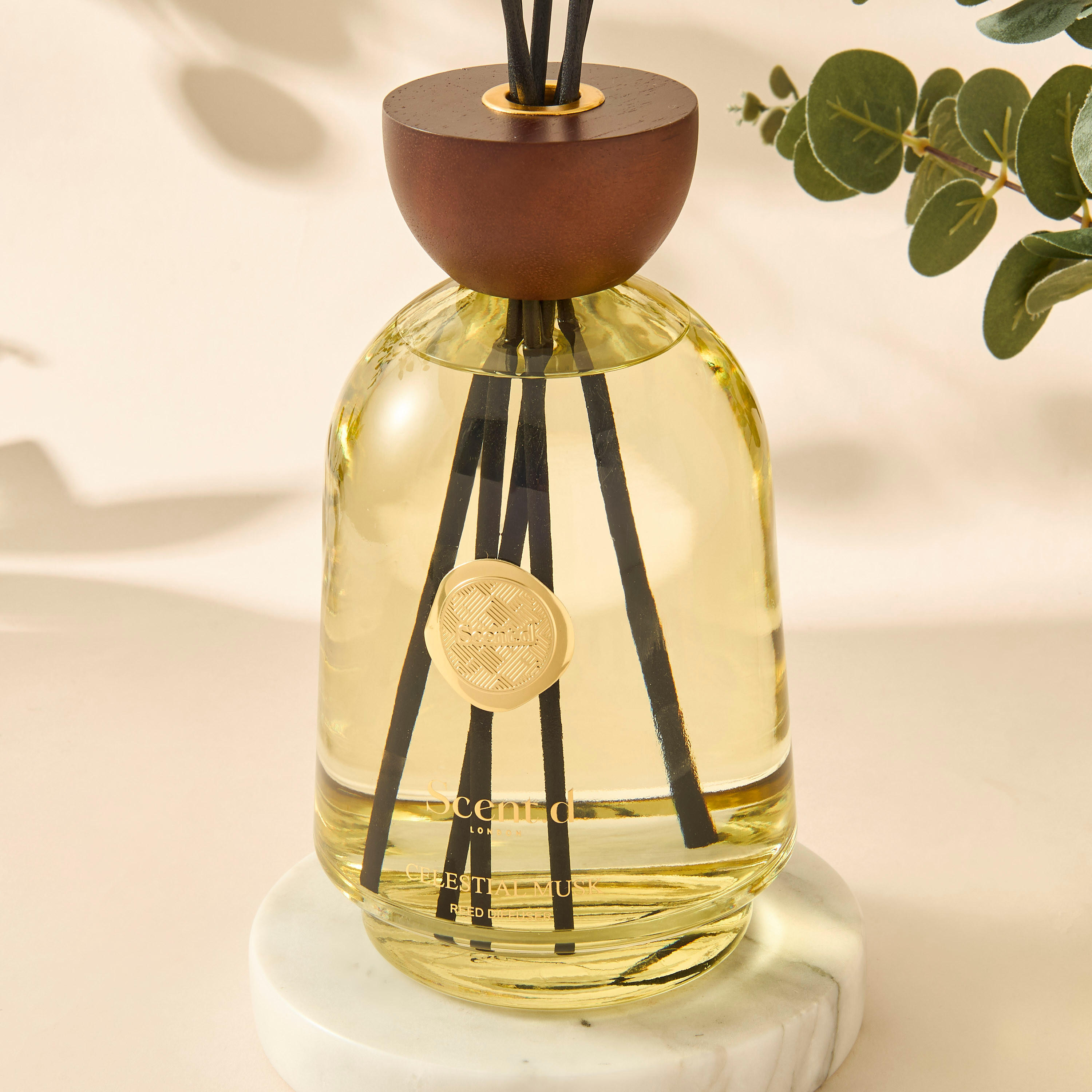 موزع عطور سيليستيال مسك بالأعواد الخشبية من سنت.دي لندن - 1000 مل-household-homefragrance-reeddiffusers-image-2