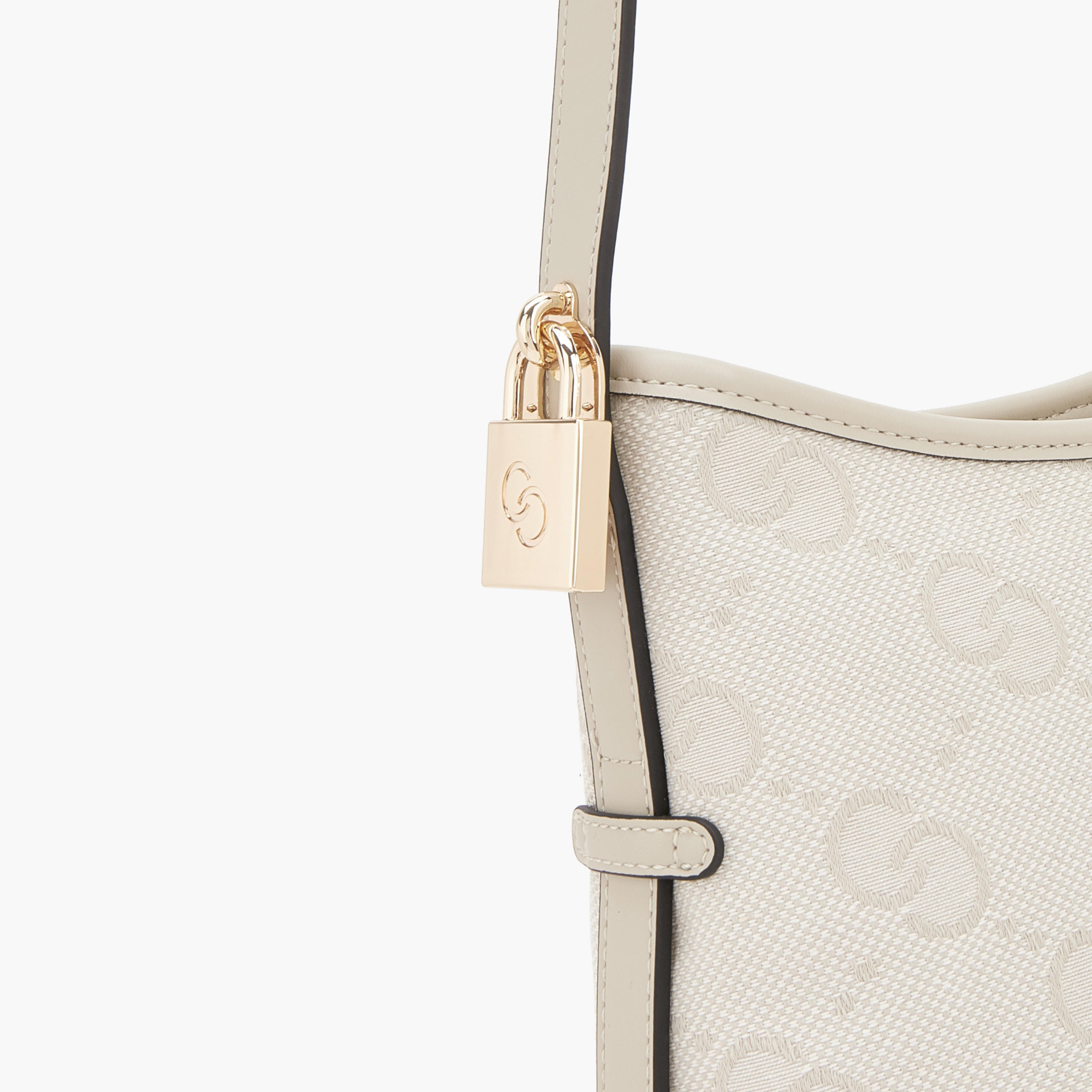 شنطة كتف راقية بحزام قابل للتعديل وملمس بارز من سيليست-women-bagsandwallets-handbags-image-3