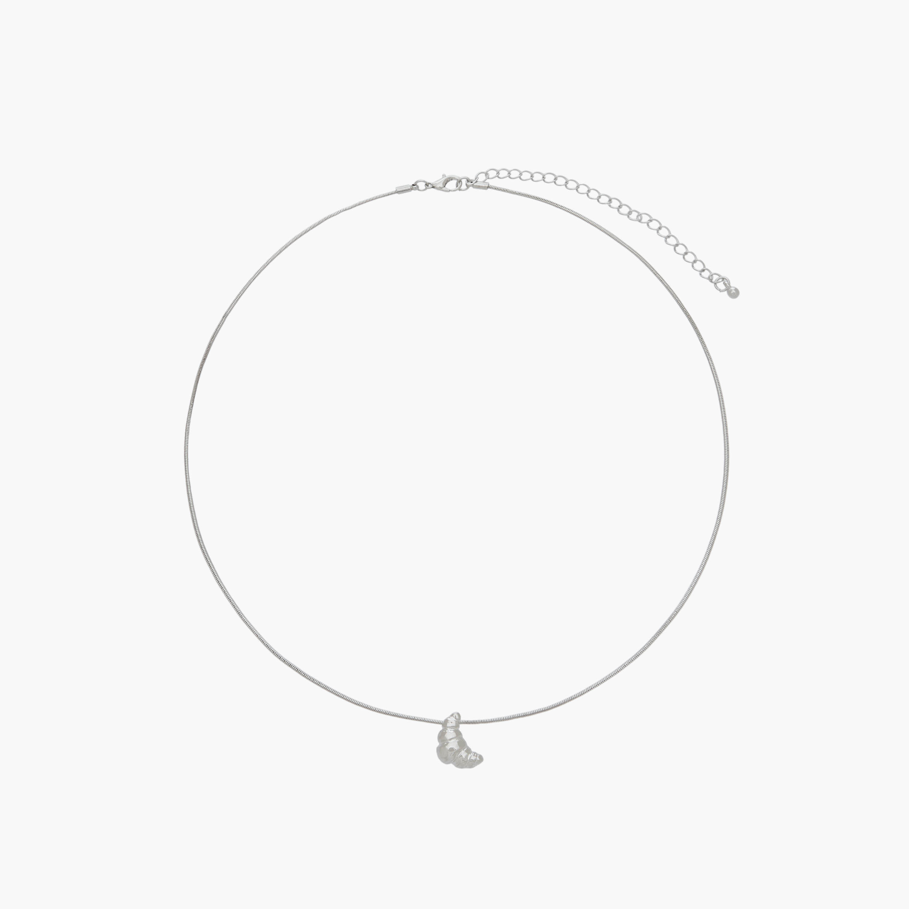 قلادة فضية بدلاية على شكل كرواسون-women-watchesandjewellery-jewellery-necklacesandpendants-image-1
