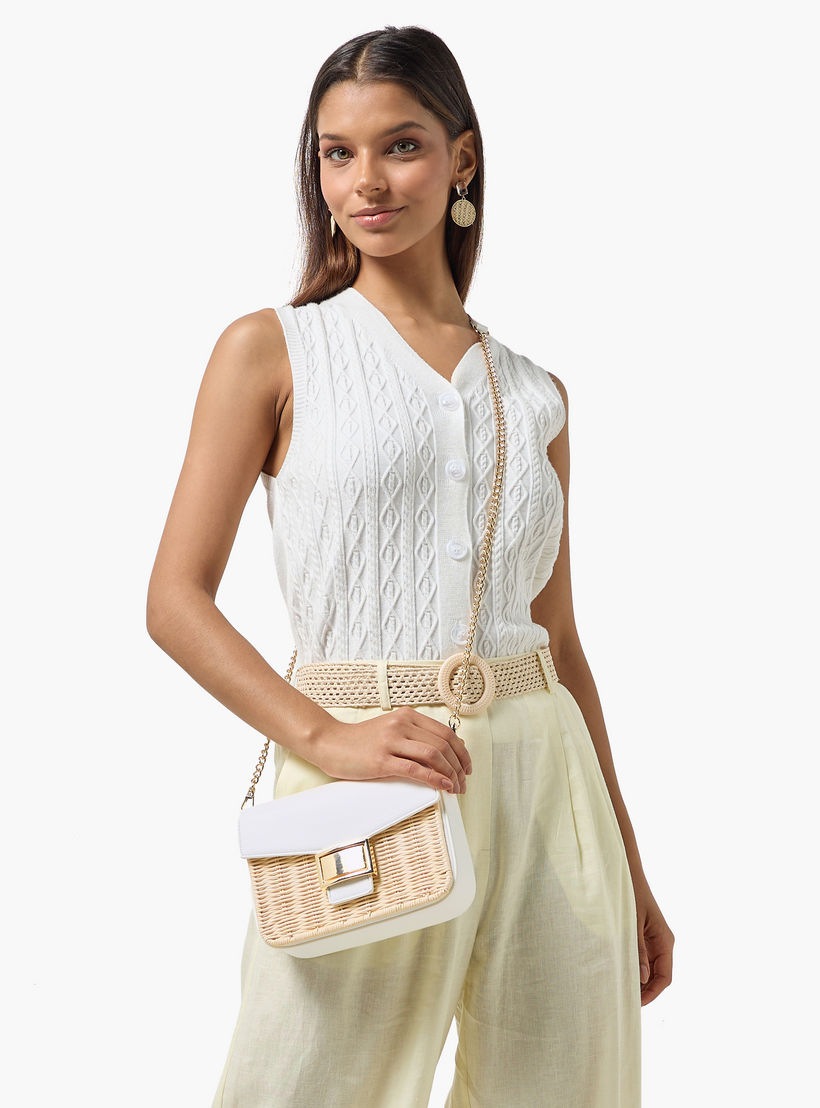 شنطة كروس بودي بملمس مموج بارز وحزام سلسلة من ساشا-women-bagsandwallets-handbags-image-2