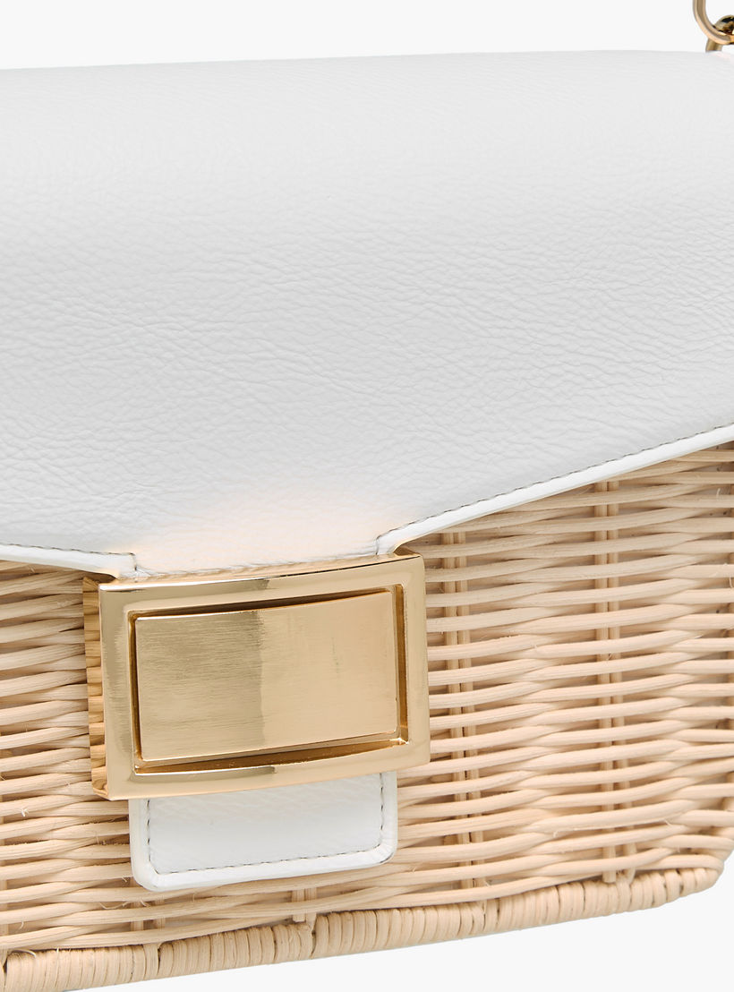 شنطة كروس بودي بملمس مموج بارز وحزام سلسلة من ساشا-women-bagsandwallets-handbags-image-4