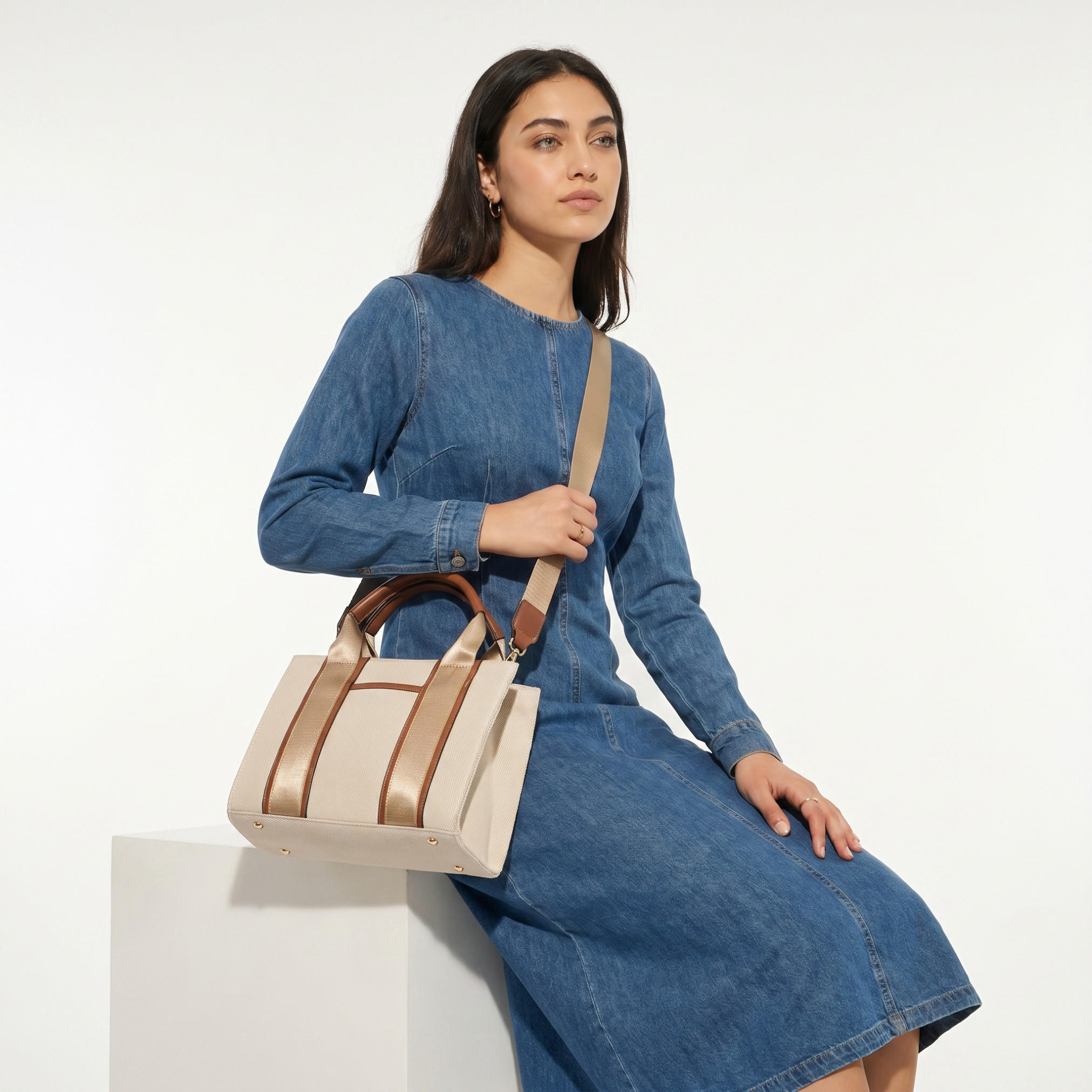 شنطة توتي بارزة الملمس بحزام قابل للفصل من ساشا-women-bagsandwallets-handbags-image-8