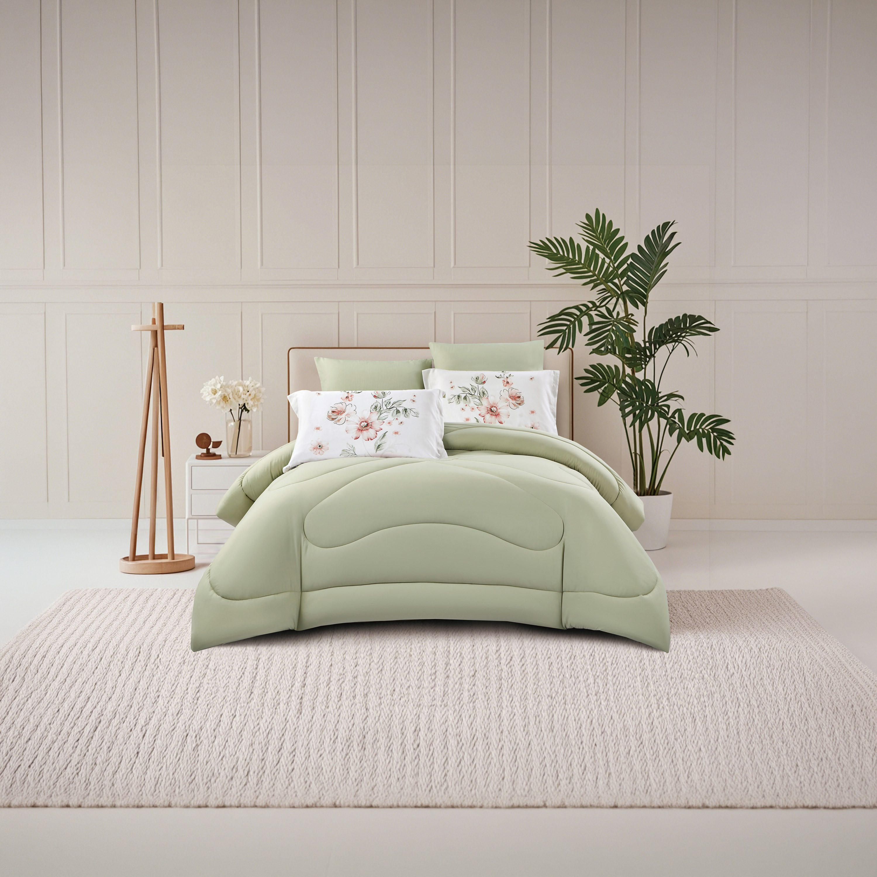 طقم لحاف قابل للعكس من 4 قطع بنقشة زهور من لايف ستايل كوين - 170 × 240 سم-household-bedding-comfortersandbedspreads-comforters-image-1