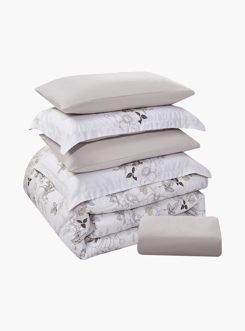 Lifestyle Queen Floral Print 4 Piece Reversible Comforter Set - 170x240cms-household-bedding-comfortersandbedspreads-comforters-image-7