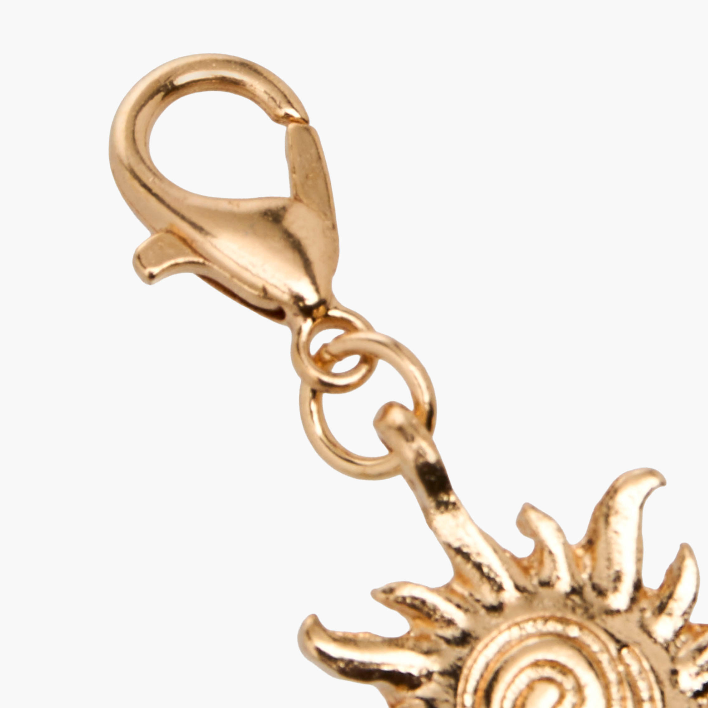 دلايات ذهبية بقفل إغلاق - طقم من 3 قطع-women-watchesandjewellery-jewellery-necklacesandpendants-image-5